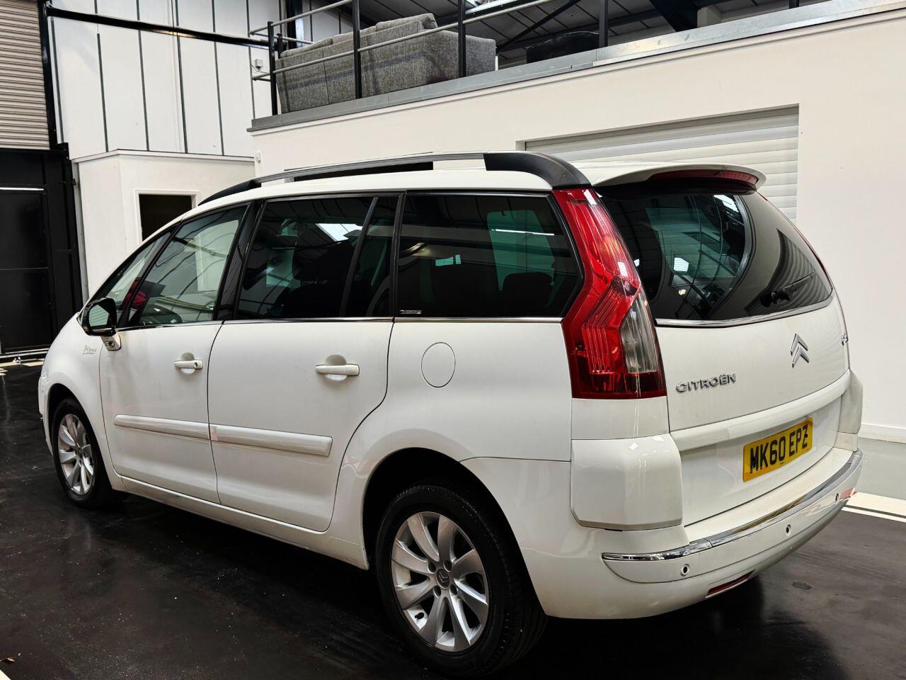 Citroen Grand C4 Picasso view 8