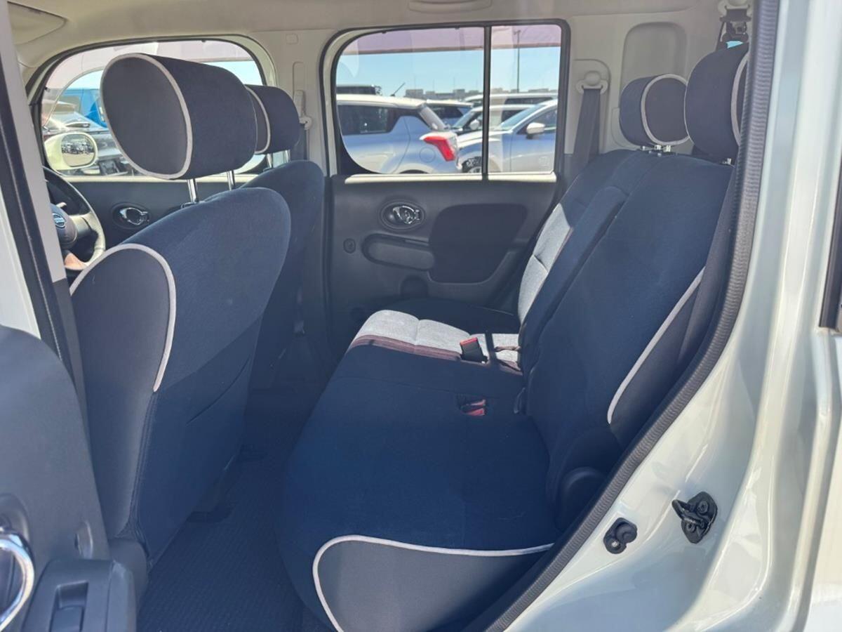 Nissan Cube view 18