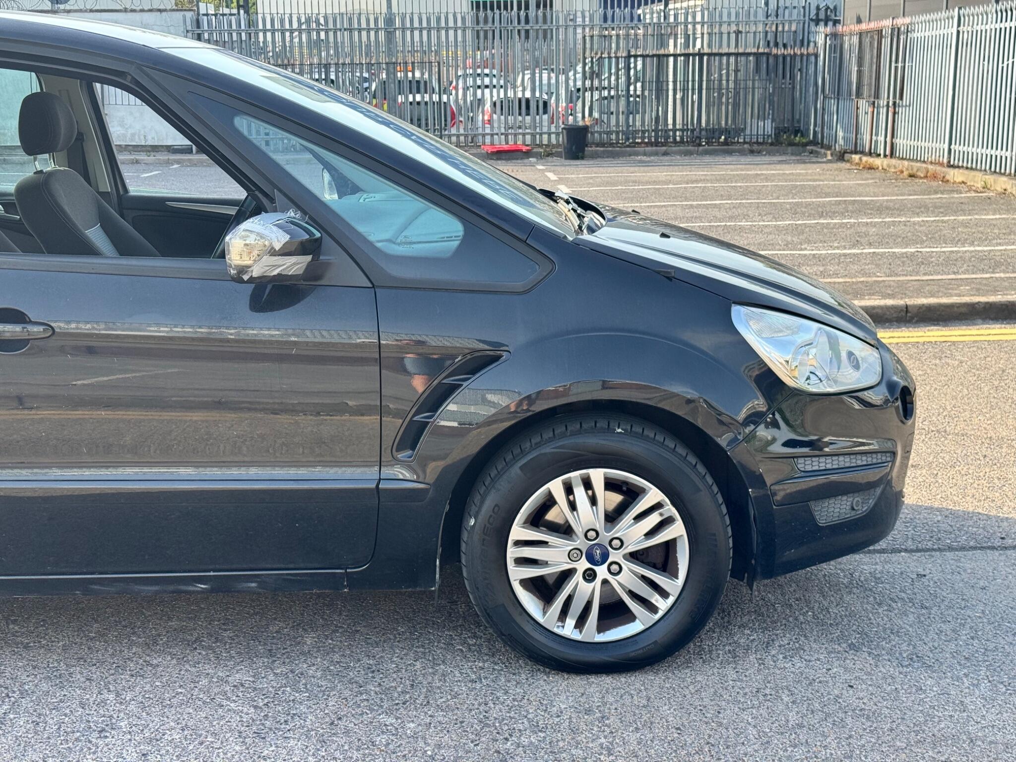 Ford S-Max view 57