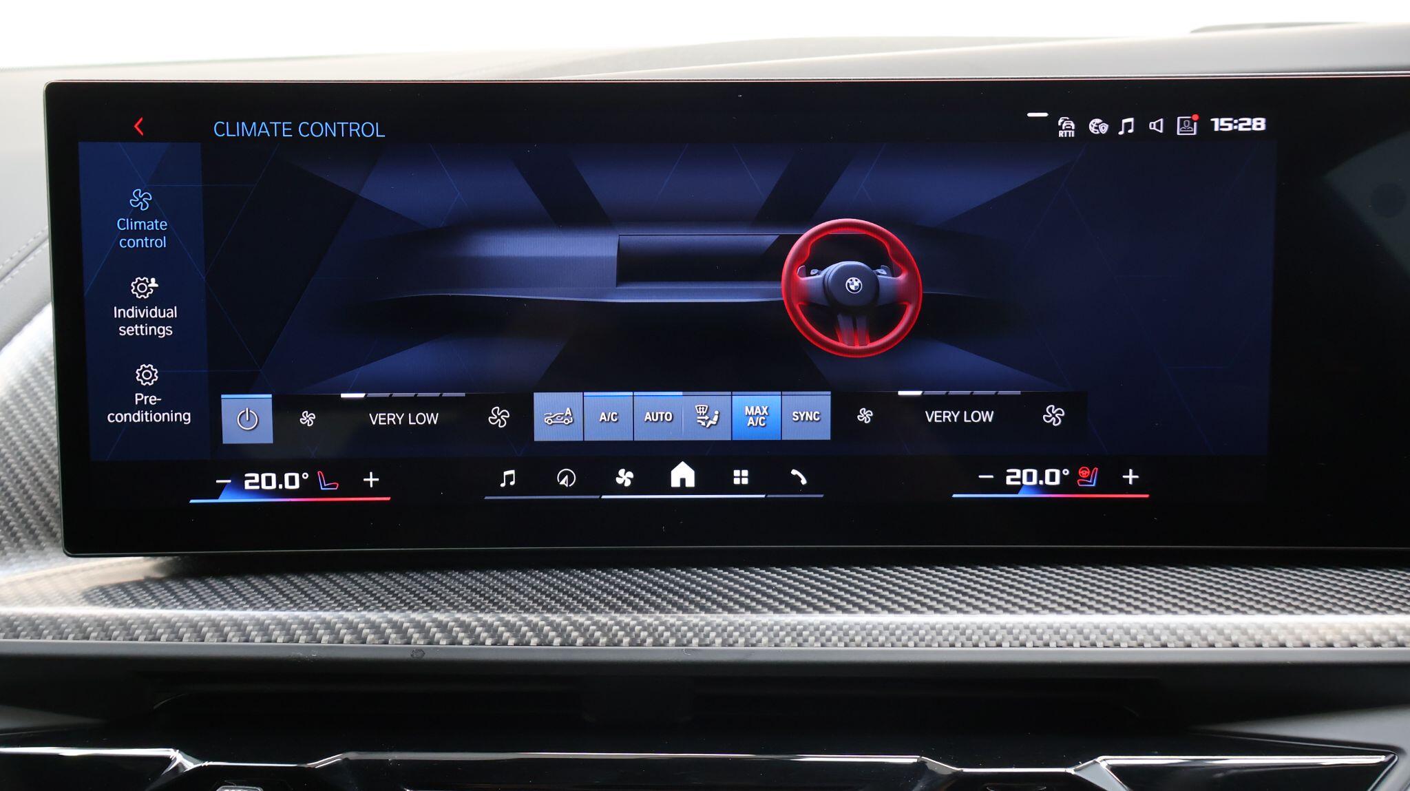 BMW XM view 33