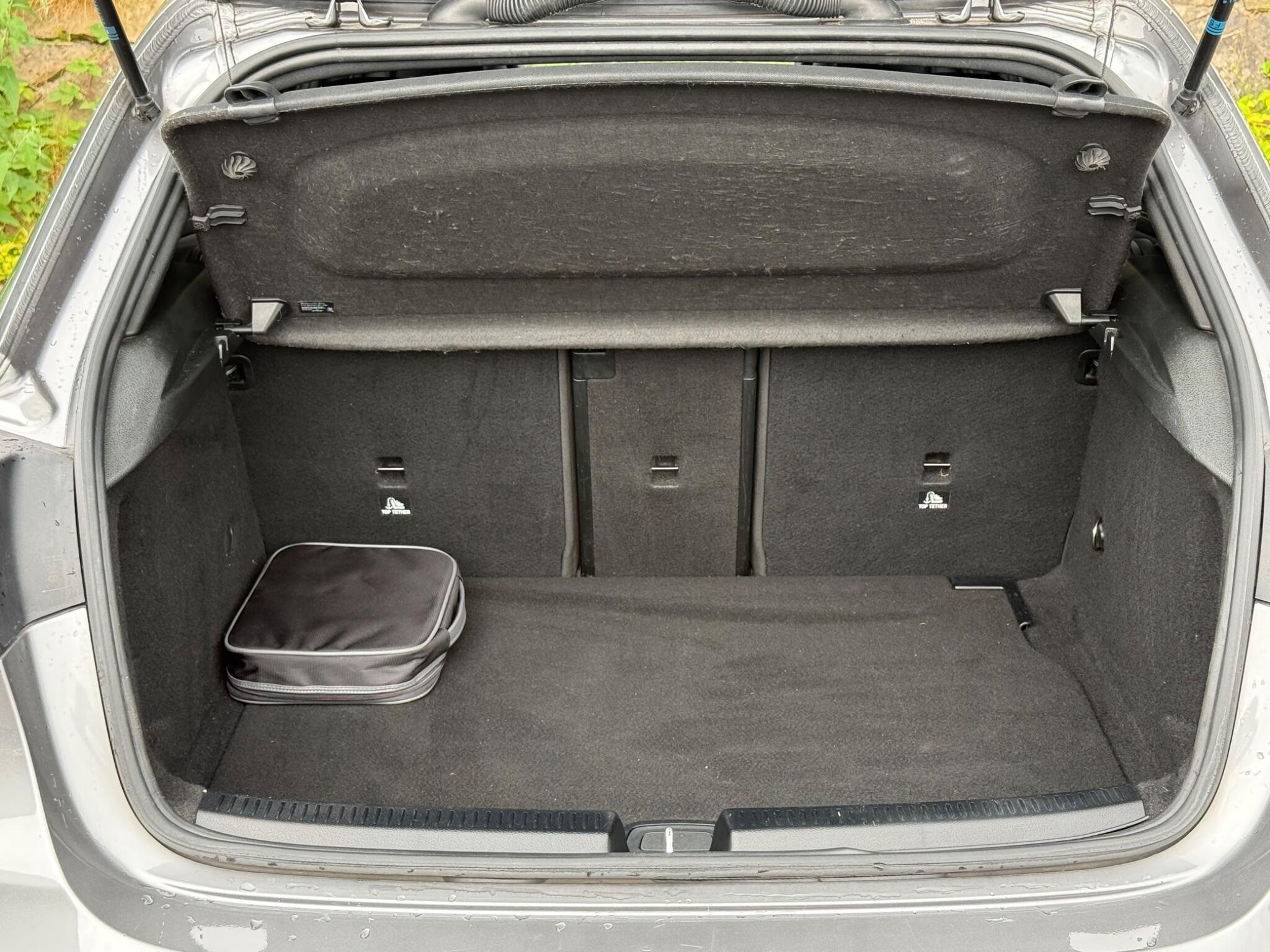 Mercedes-Benz A Class view 21