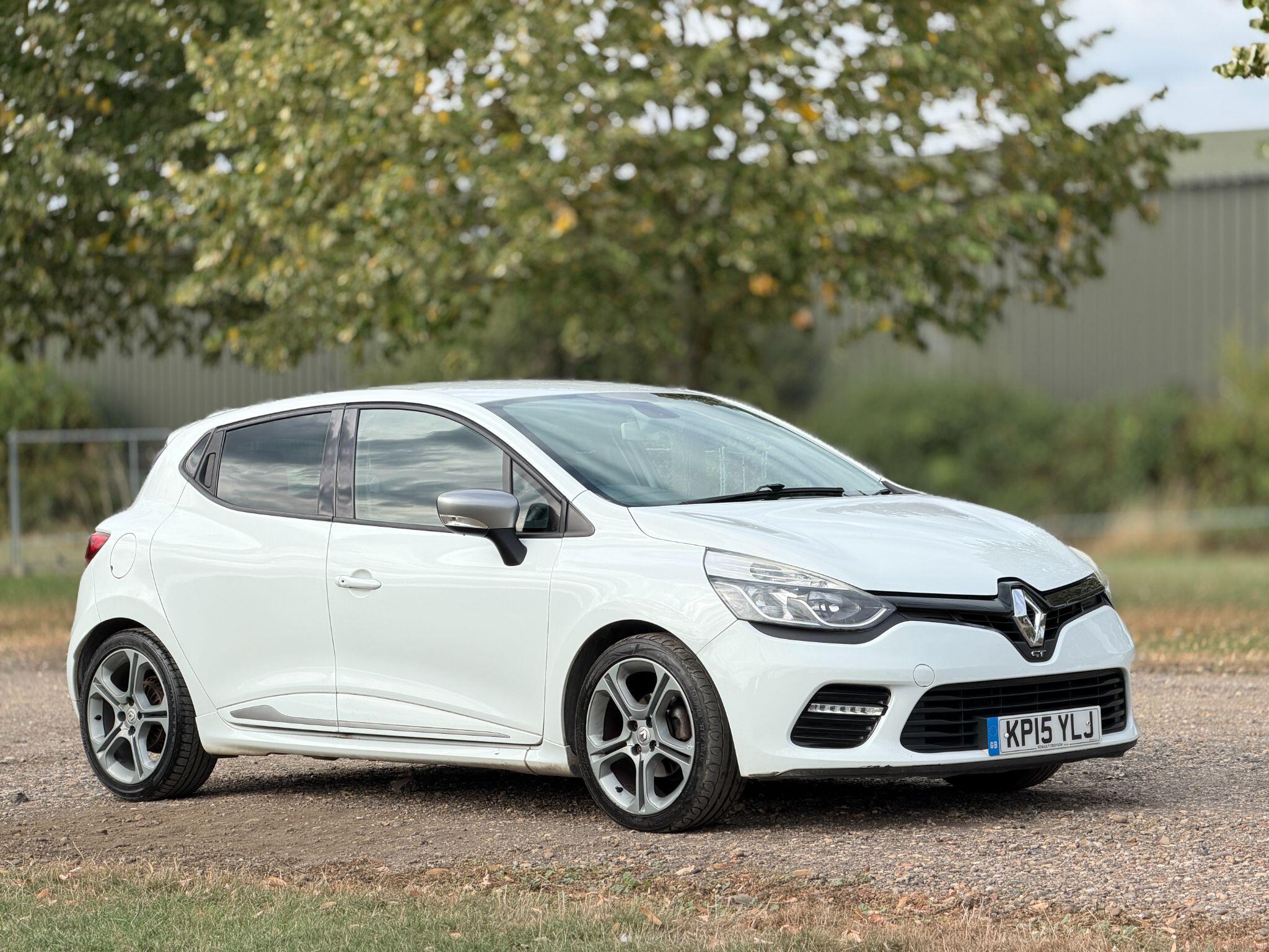 Renault Clio view 2