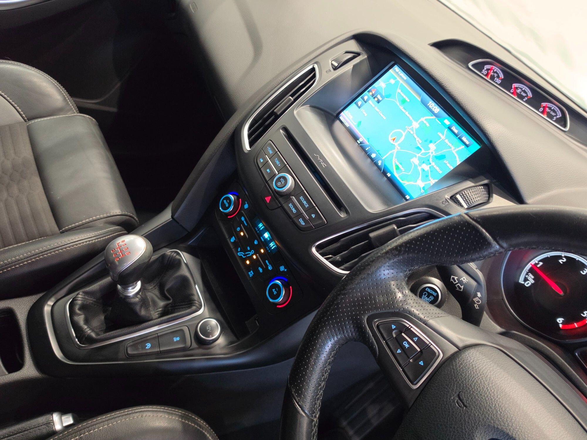 Ford Focus view 36