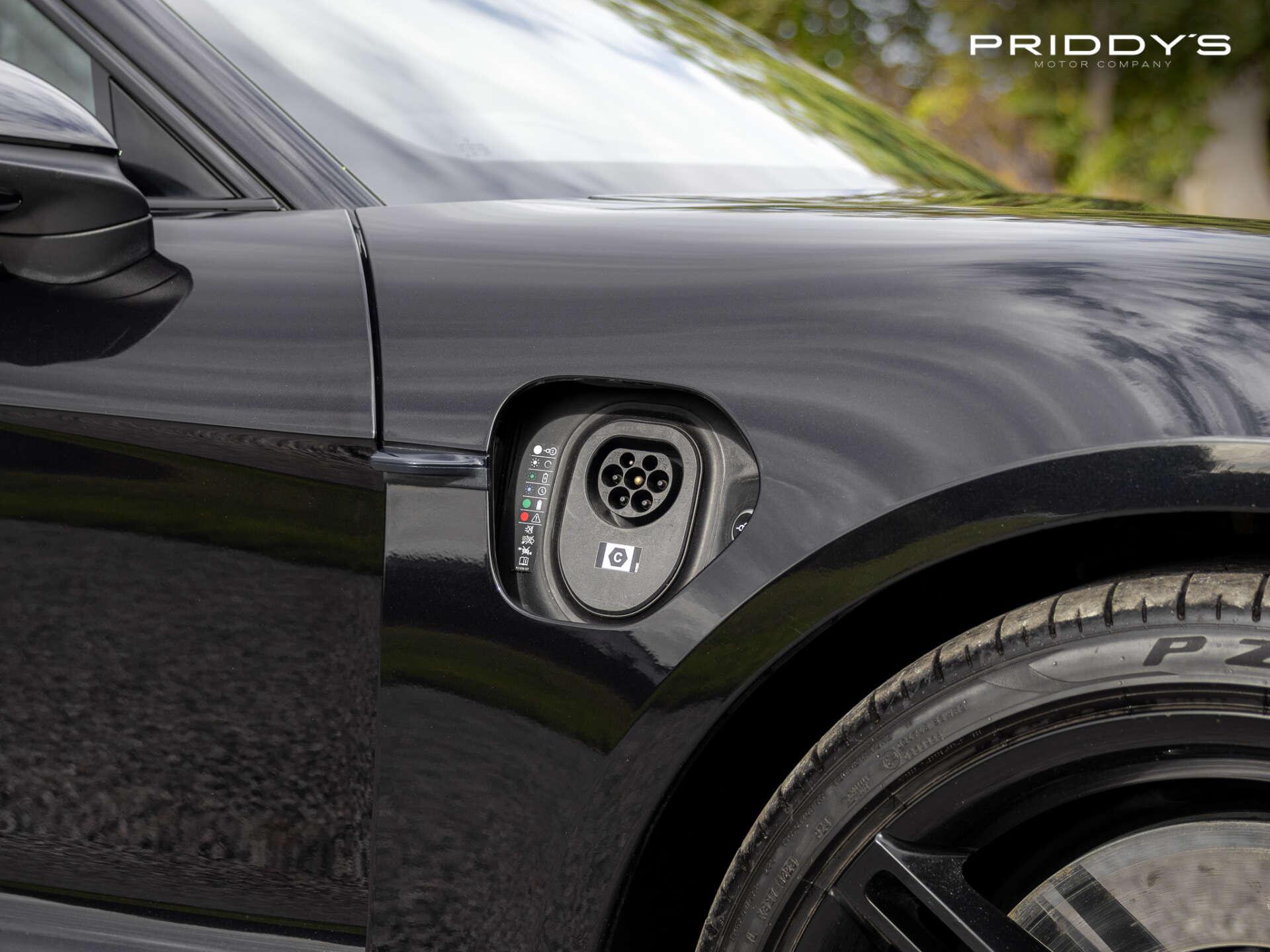 Porsche Taycan view 51