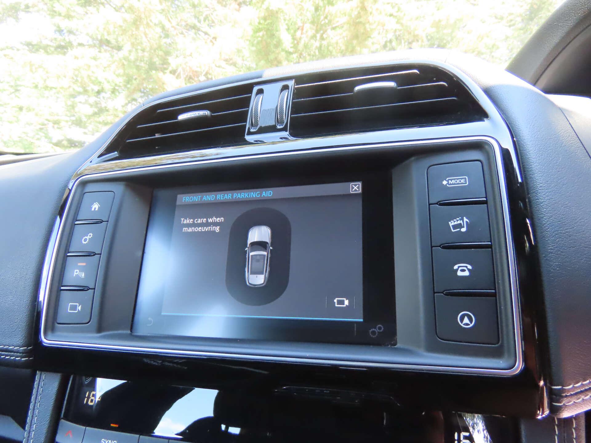 Jaguar F-Pace view 12