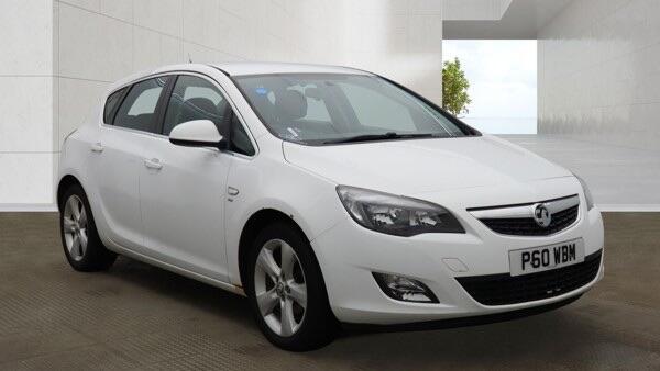 2013 Vauxhall Astra in White for sale