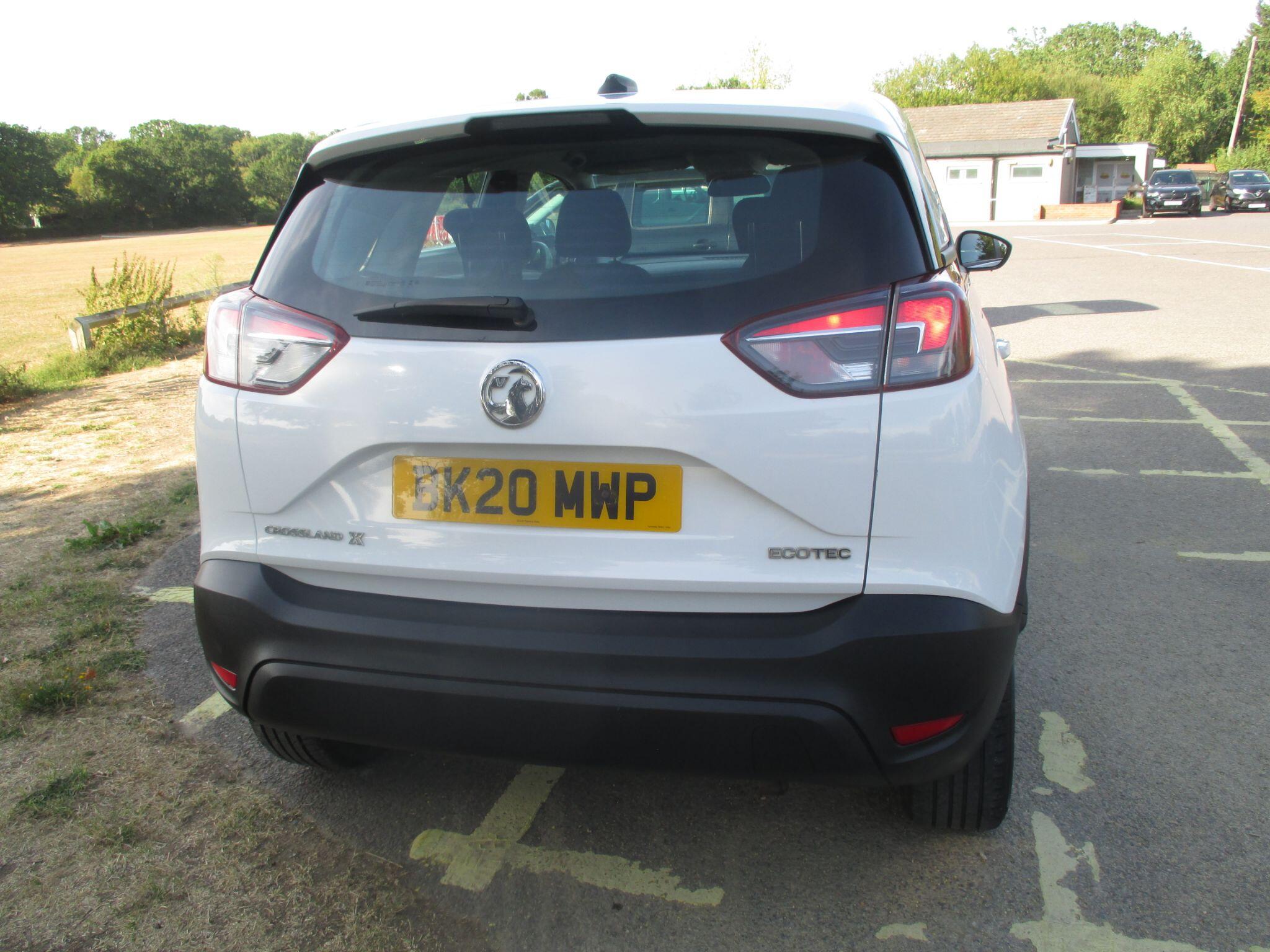Vauxhall Crossland X view 11