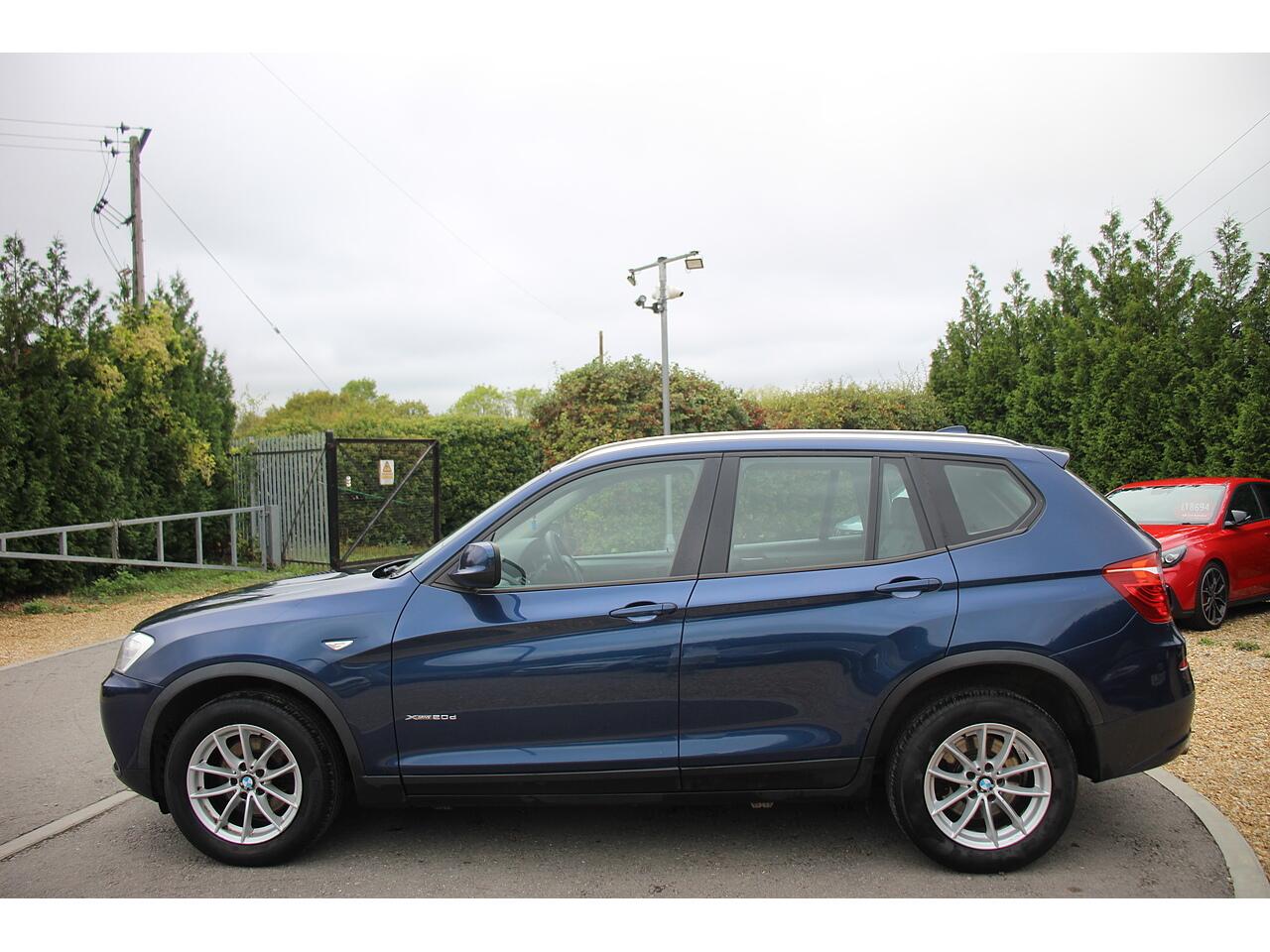 BMW X3 view 7