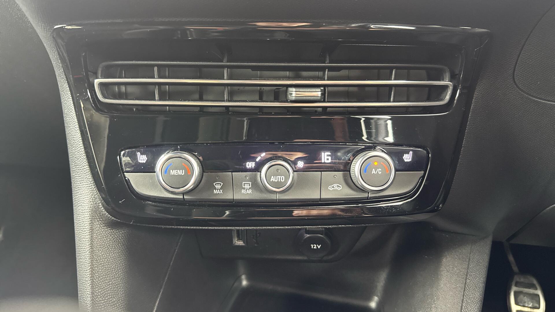 Vauxhall Mokka view 27