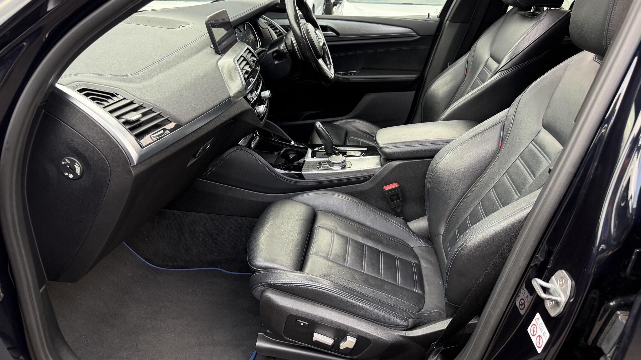 BMW X4 view 36