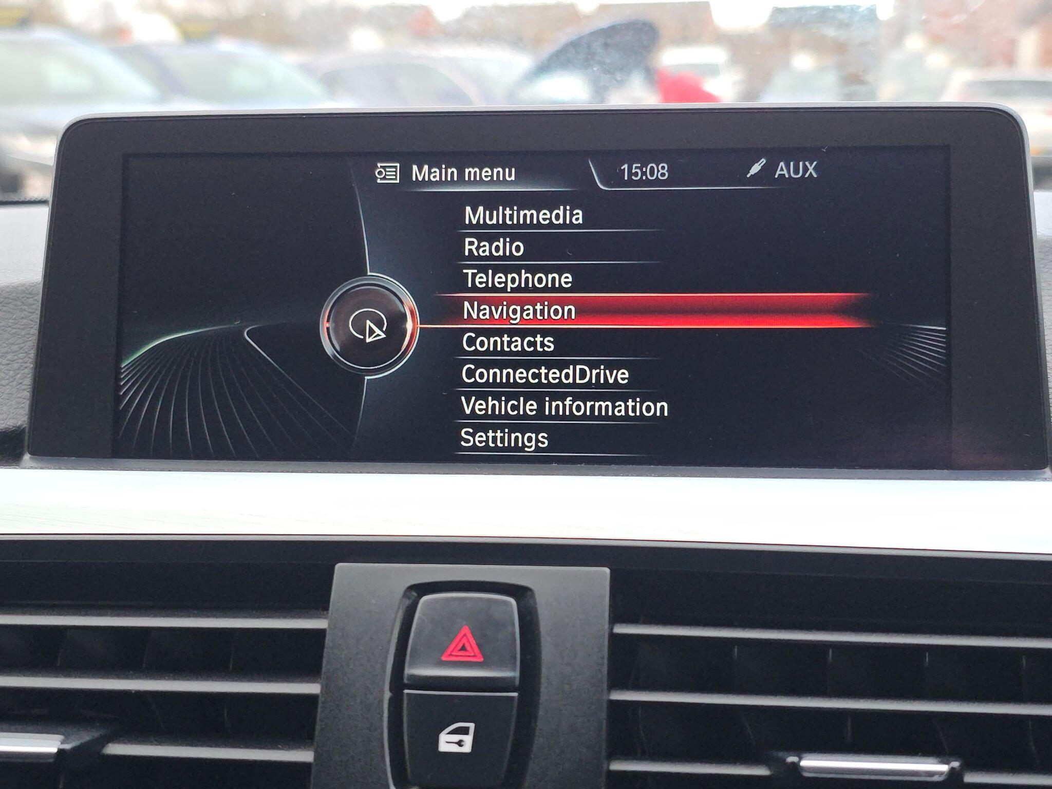 2013 BMW 3 Series image 46