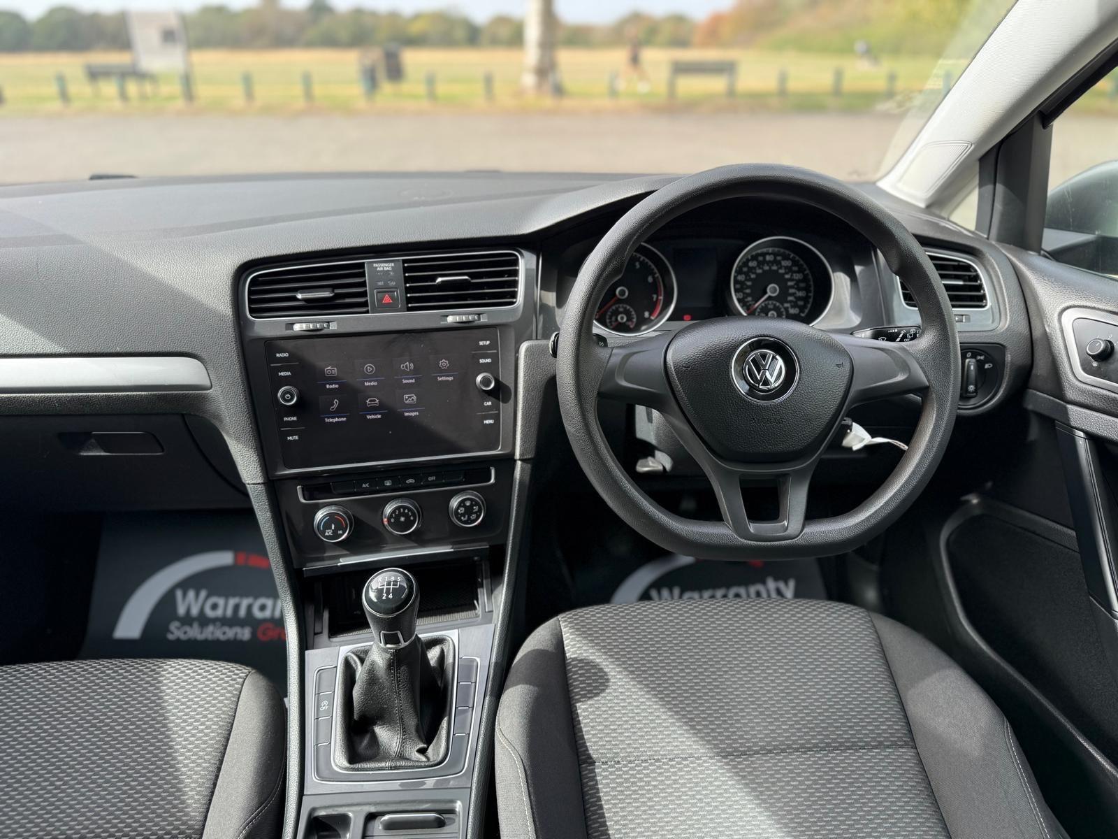 Volkswagen Golf view 26