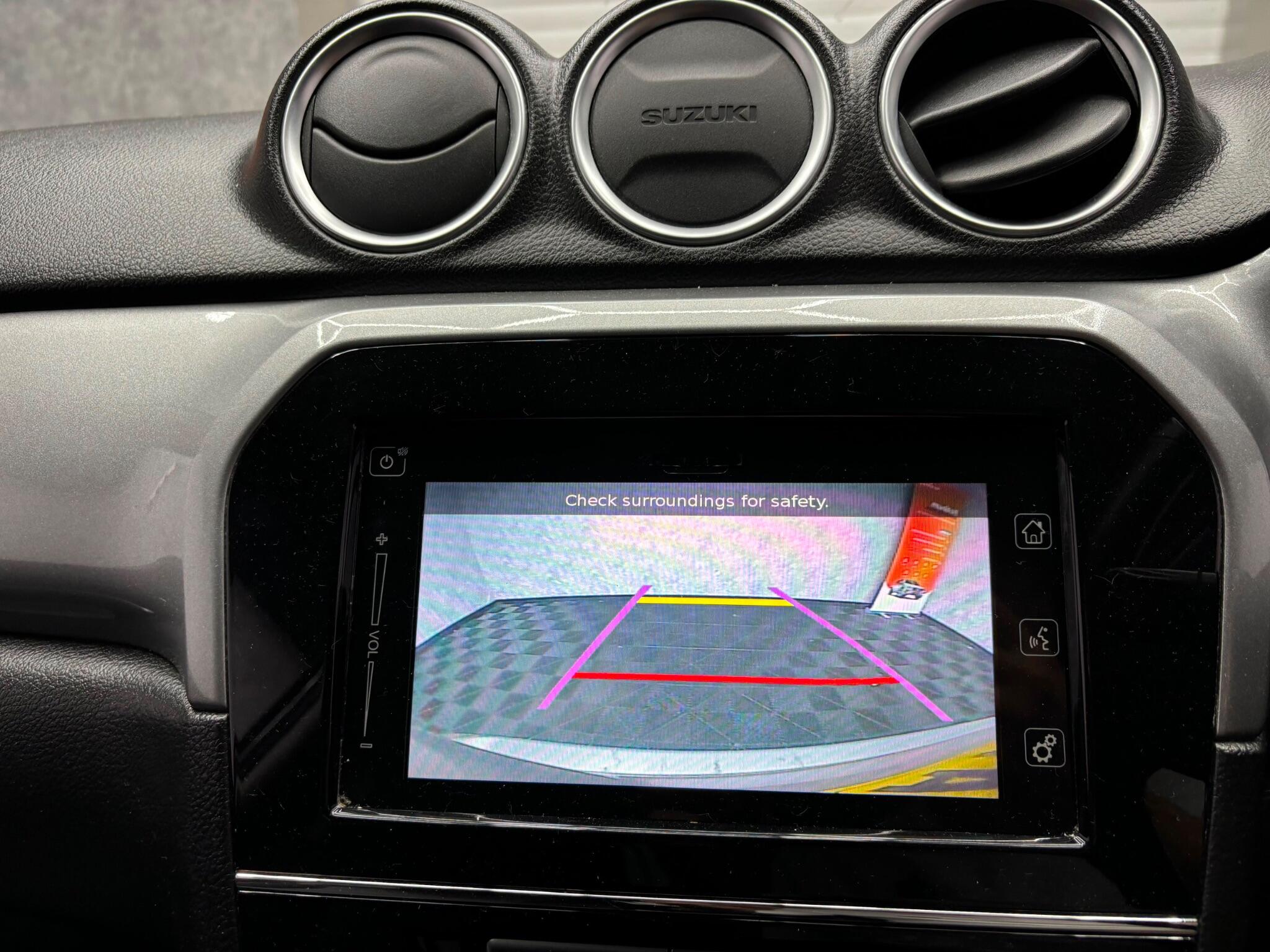 Suzuki Vitara view 10