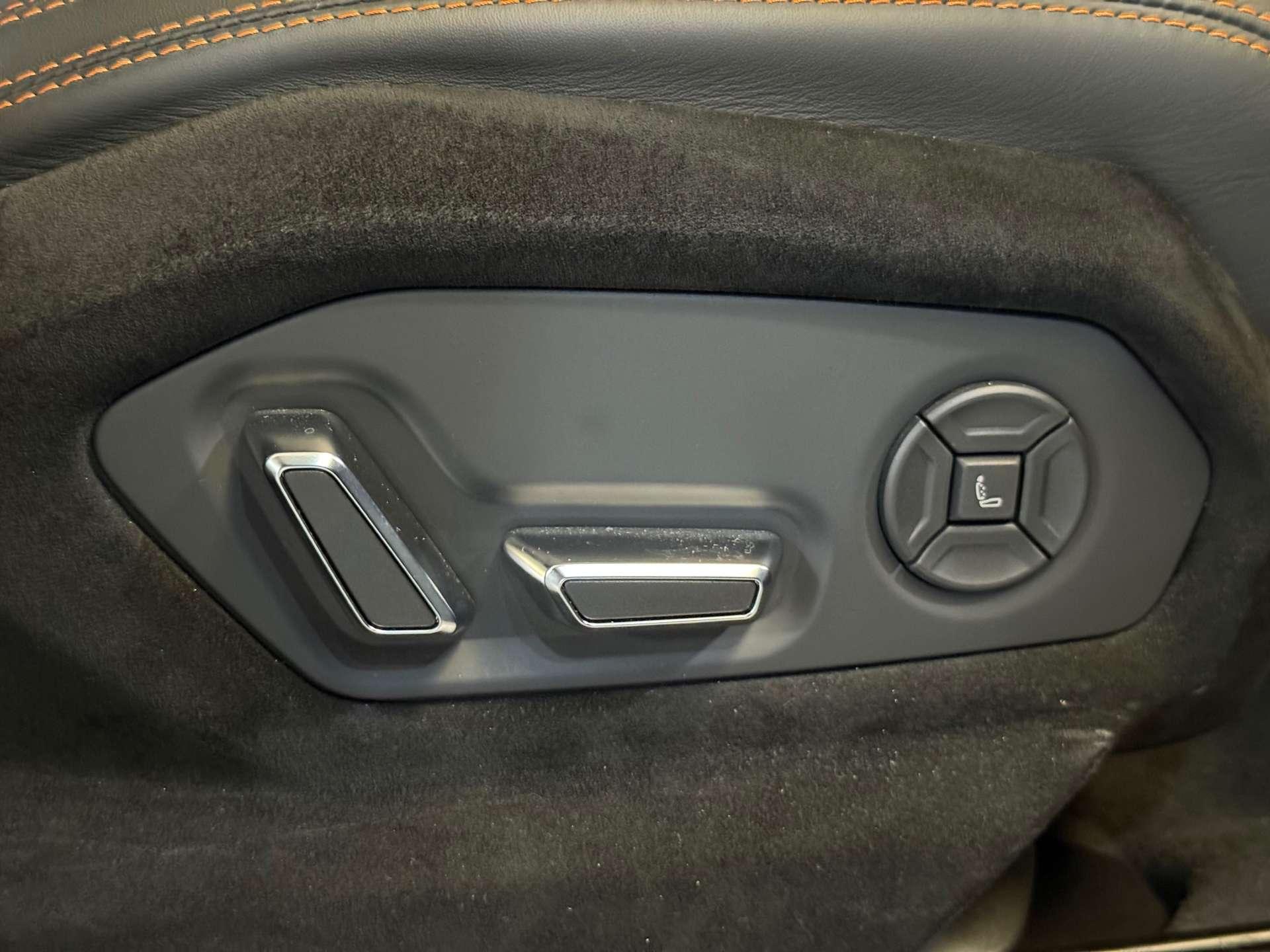 Lamborghini Urus view 79