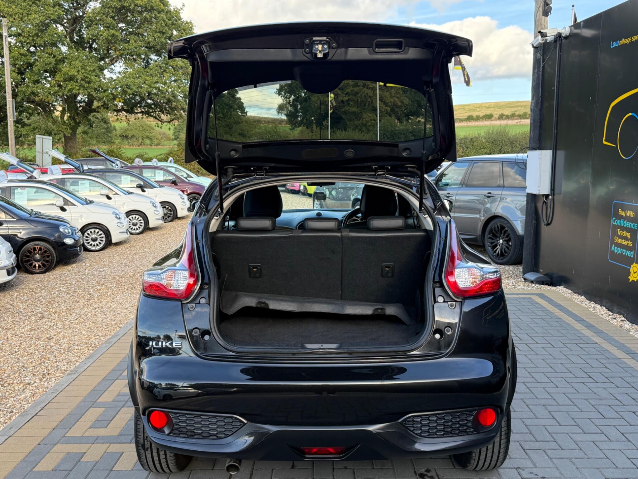 Nissan Juke view 27