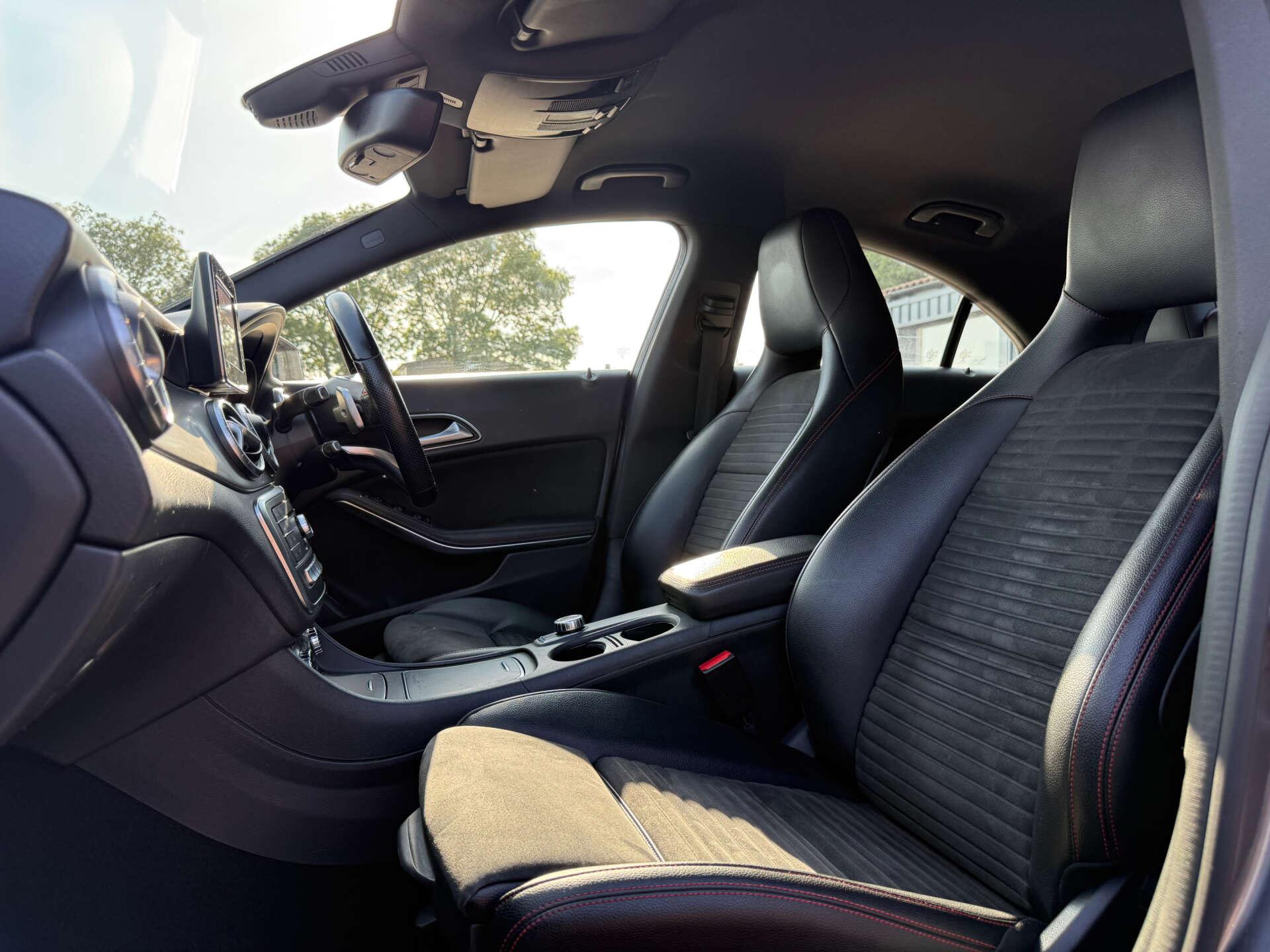 Mercedes-Benz CLA view 66