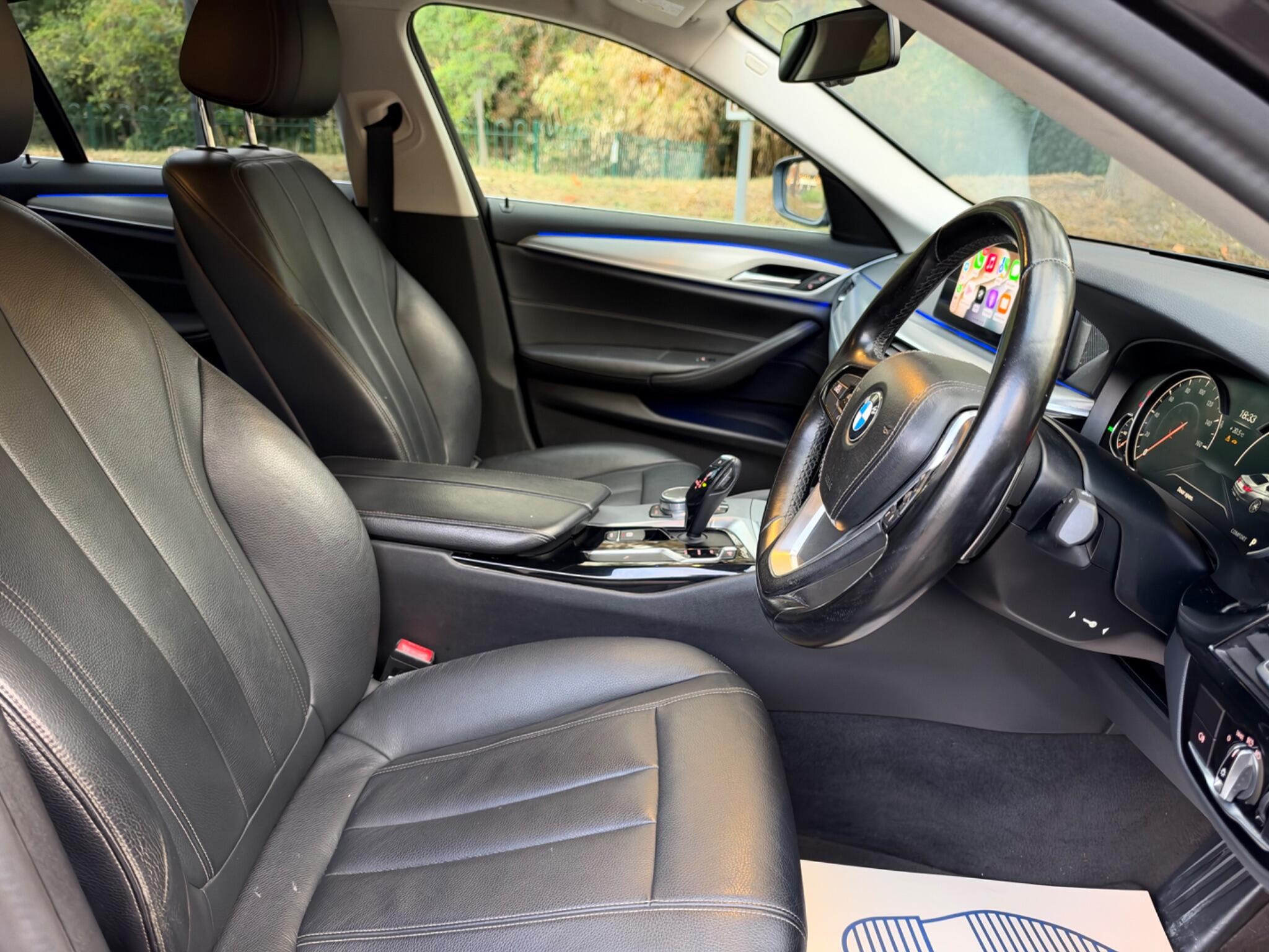 BMW 5 Series view 12