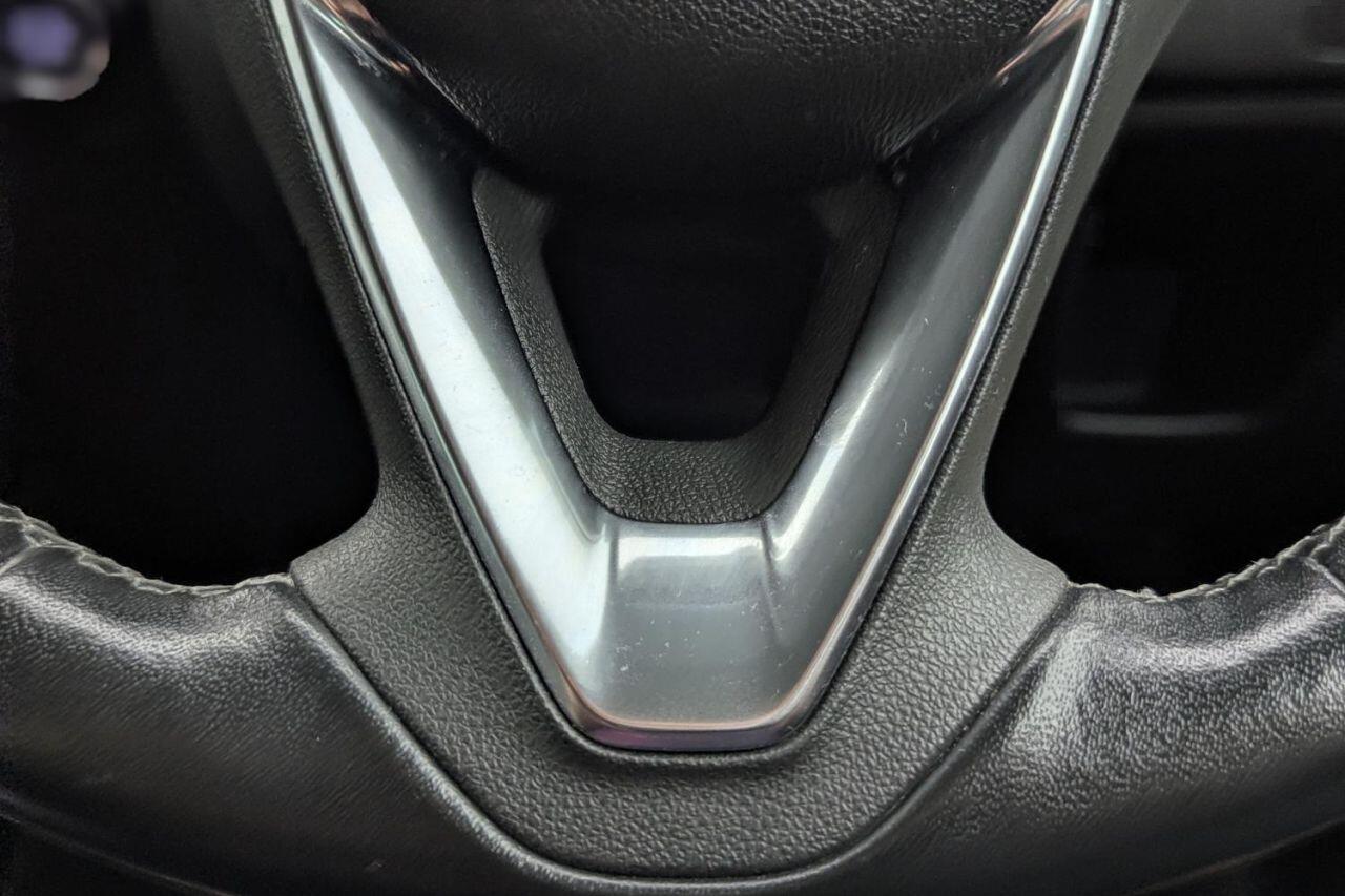 Vauxhall Crossland view 33