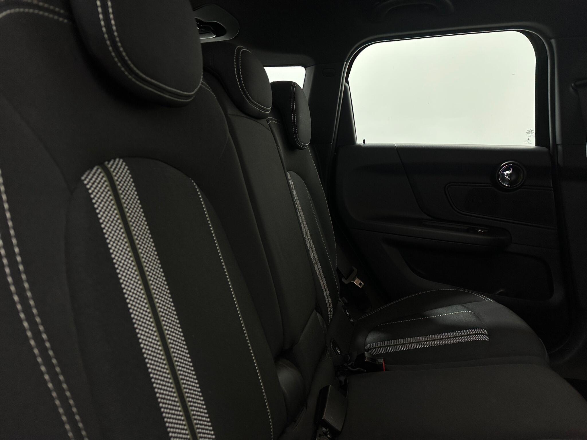 Mini Countryman view 40