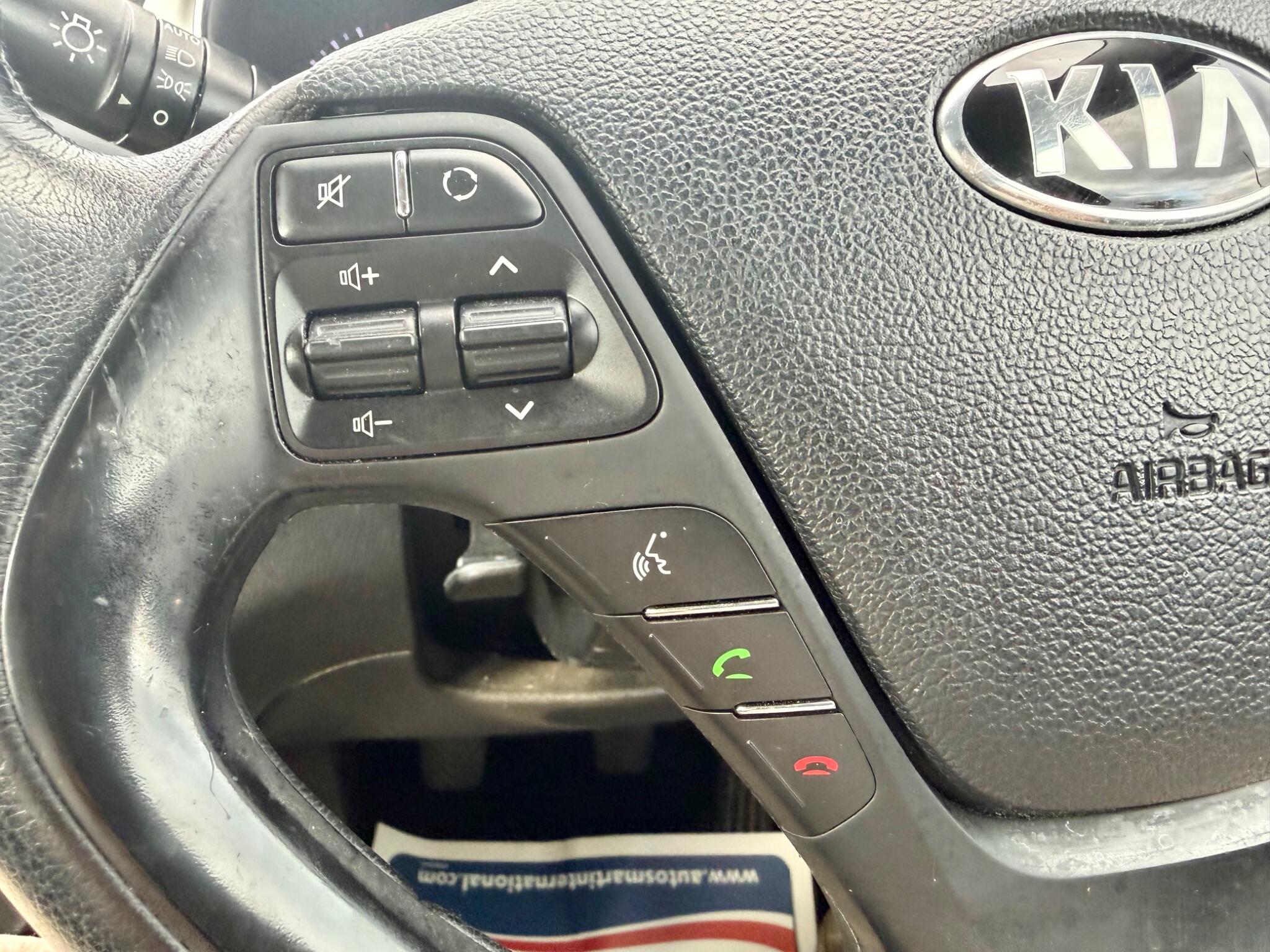 Kia Ceed view 35