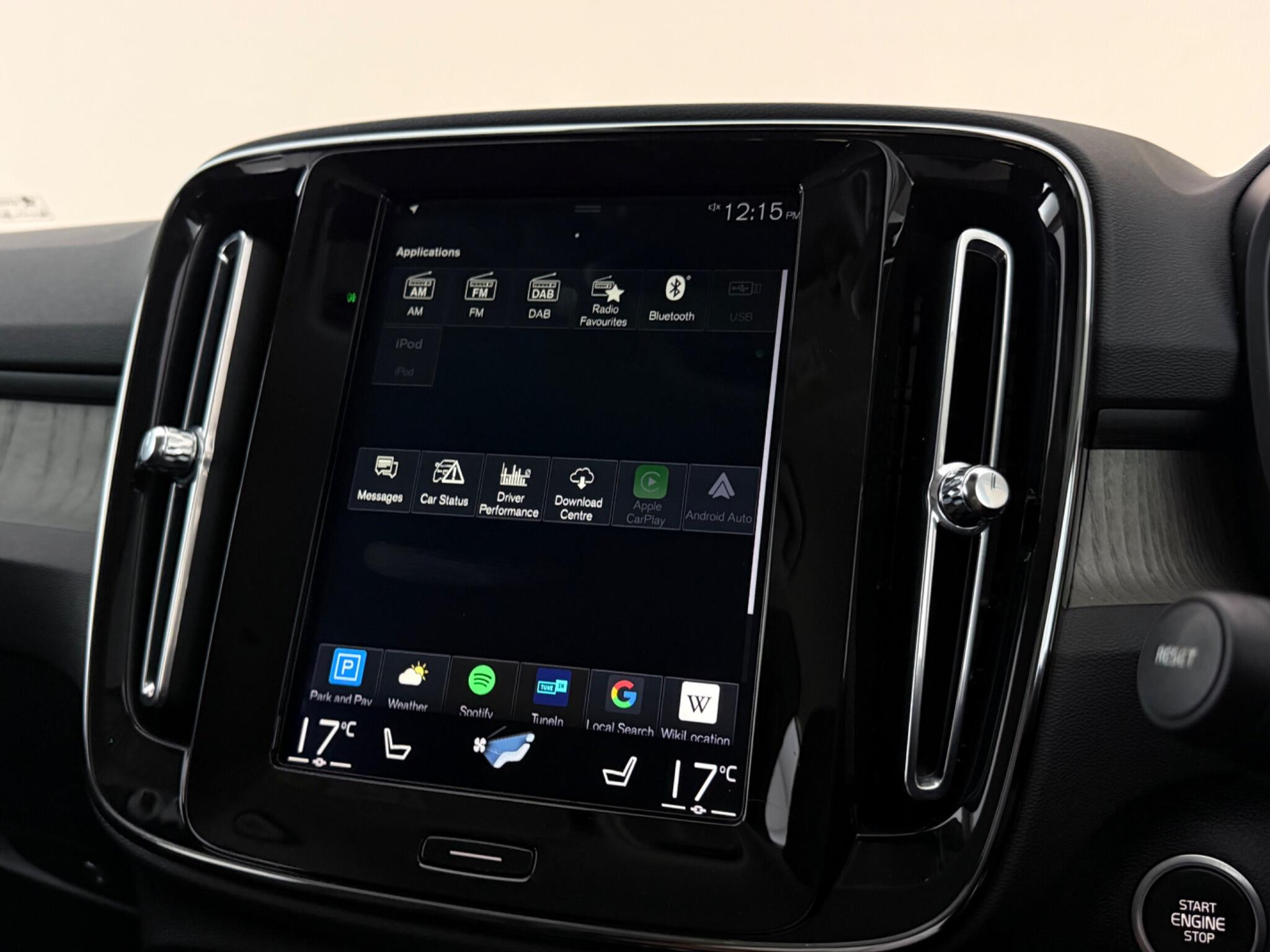 Volvo XC40 view 25