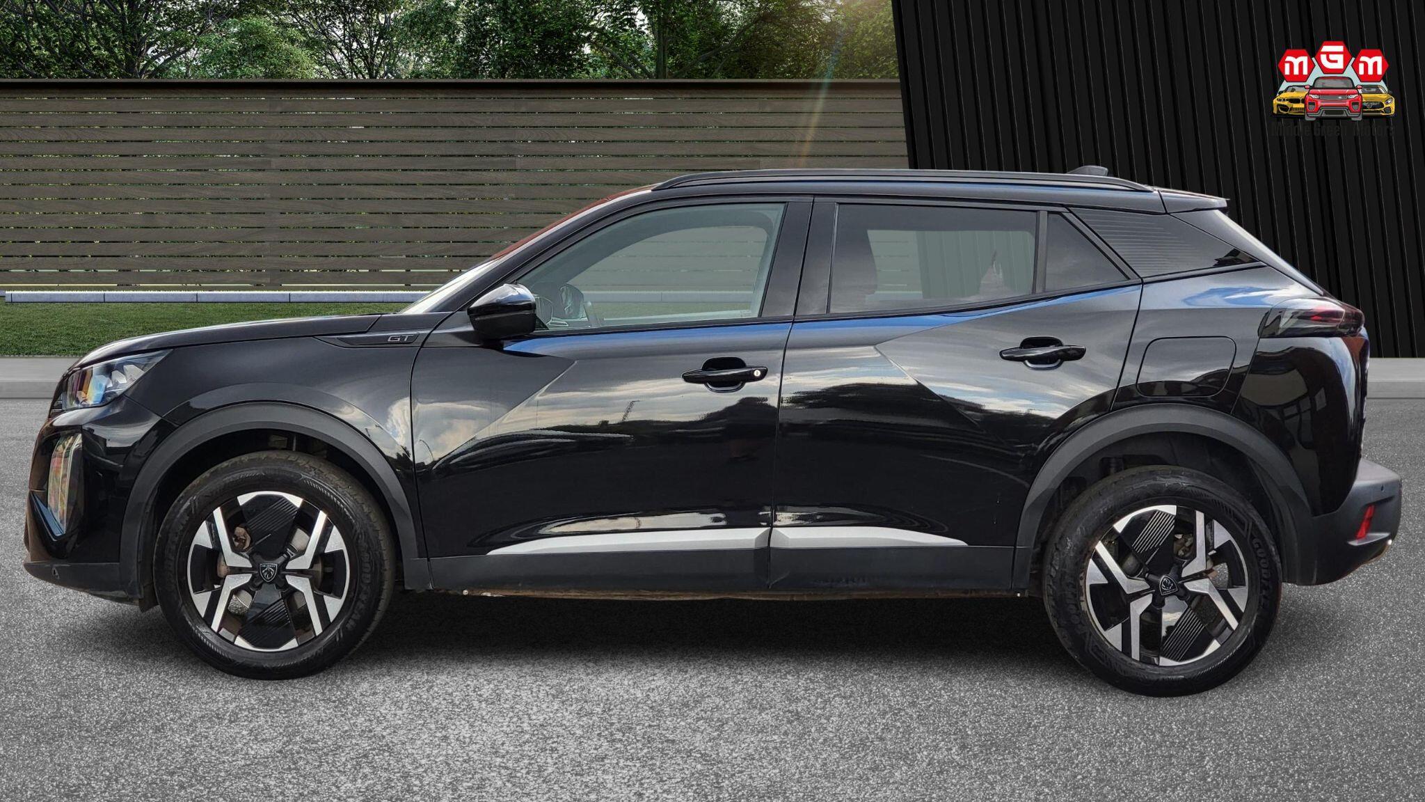 Peugeot 2008 view 6
