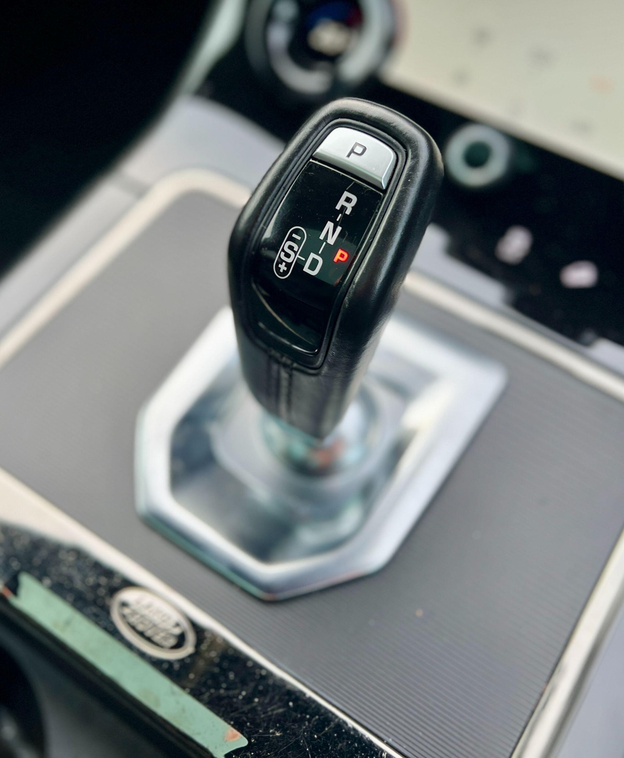 Land Rover Range Rover Evoque view 13