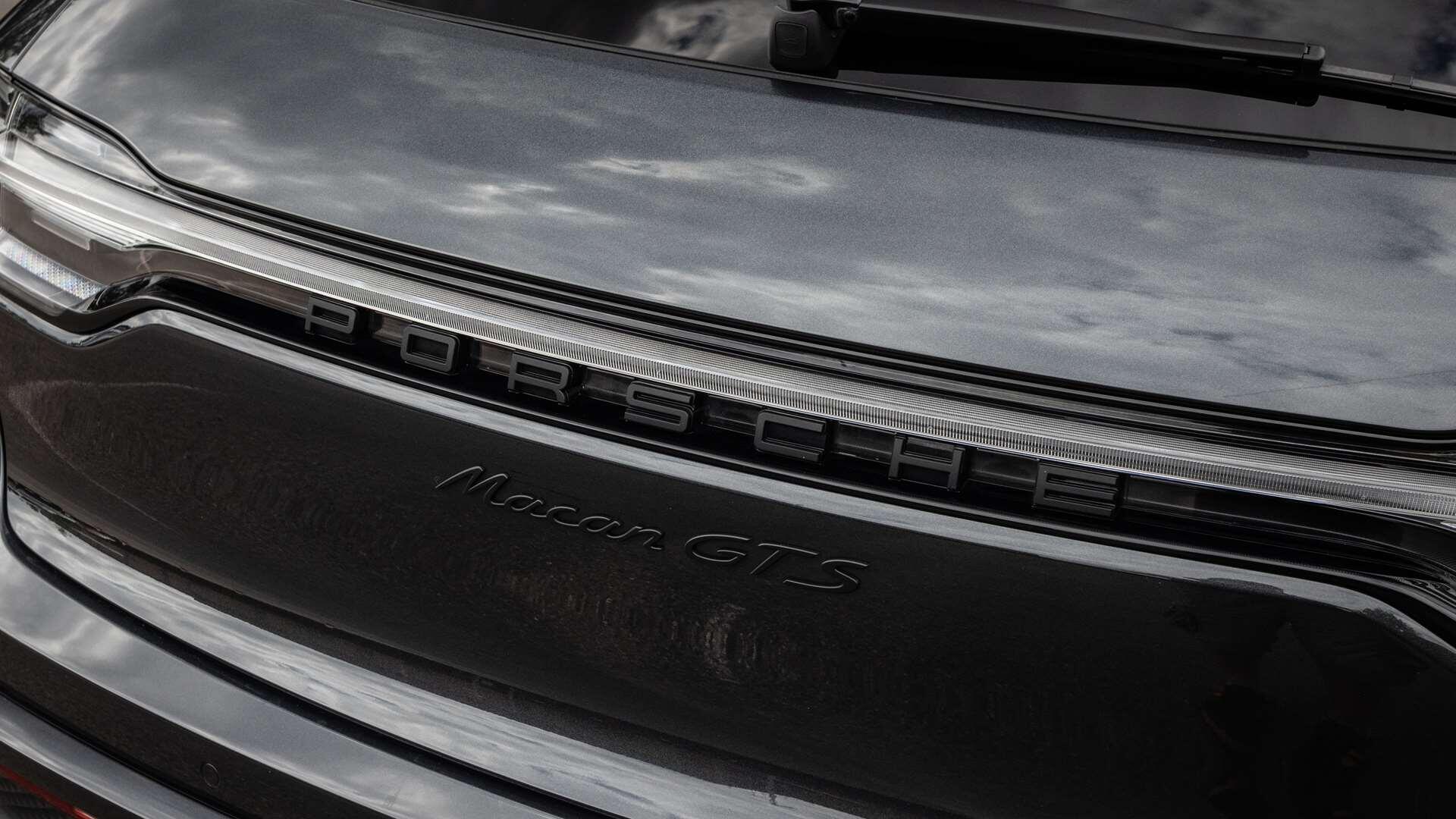 Porsche Macan view 37