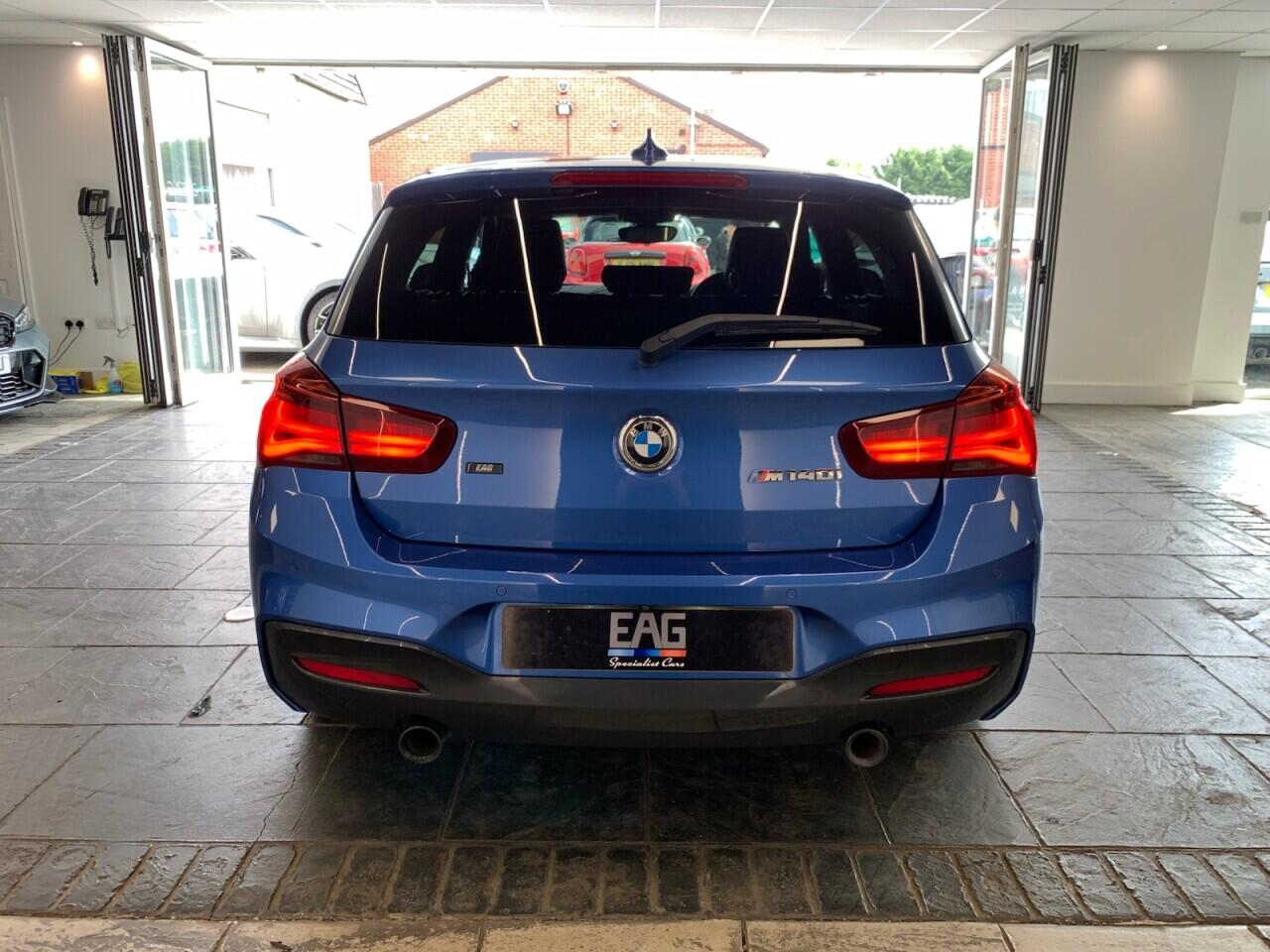 BMW 1 Series view 17