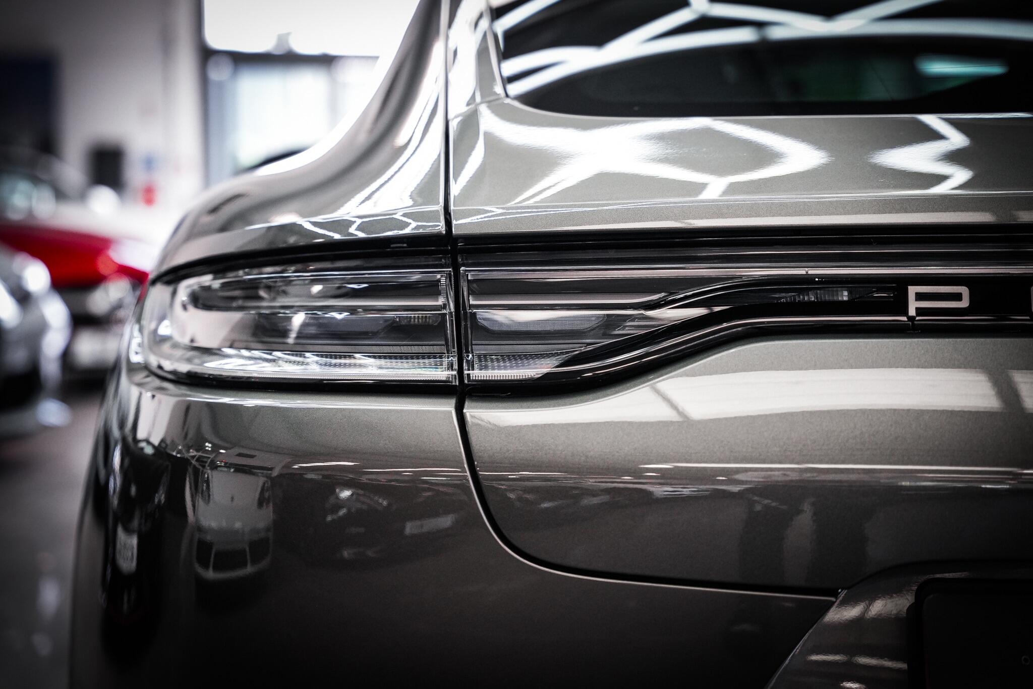 Porsche Panamera view 37