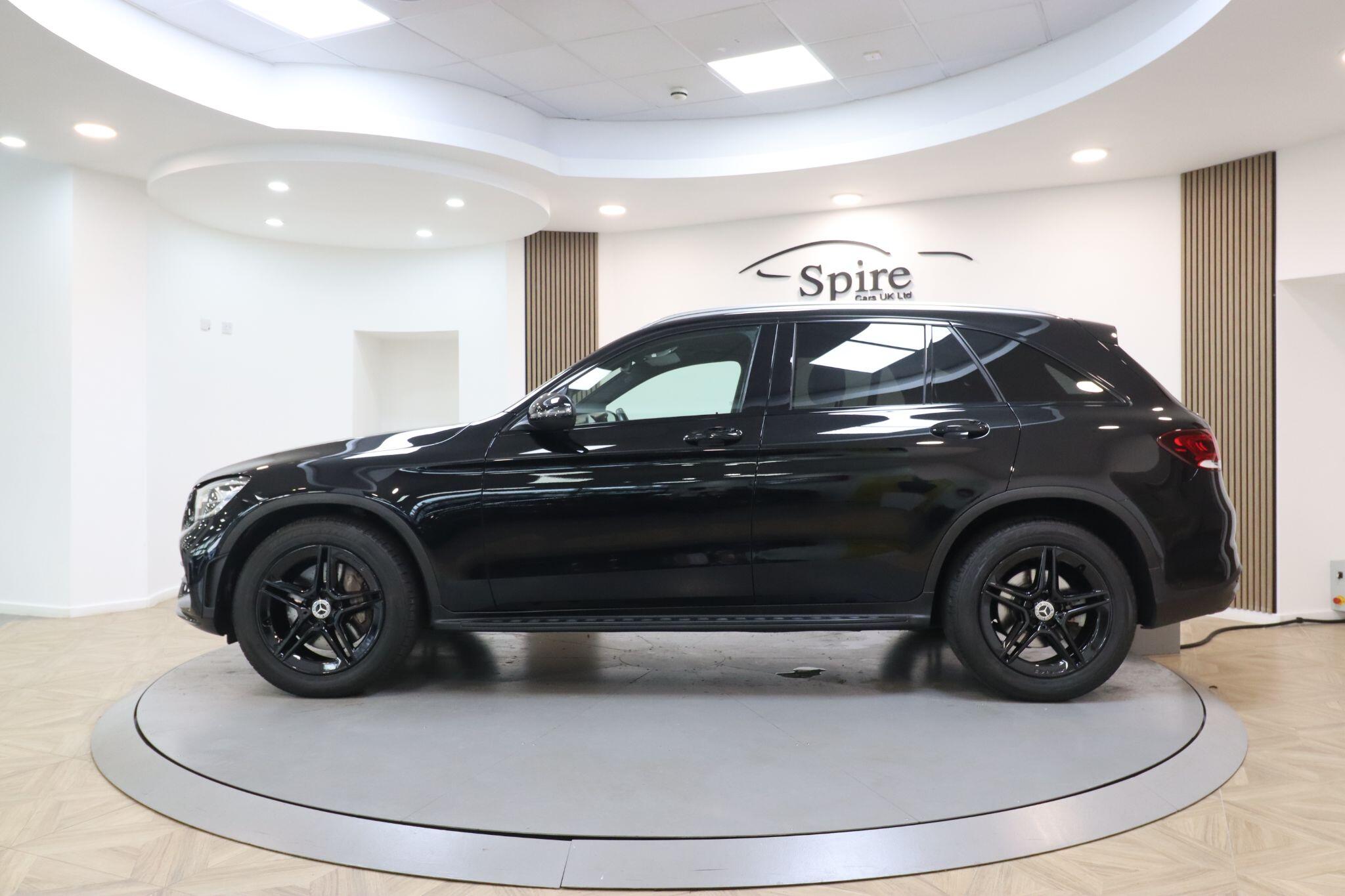 Mercedes-Benz GLC view 9
