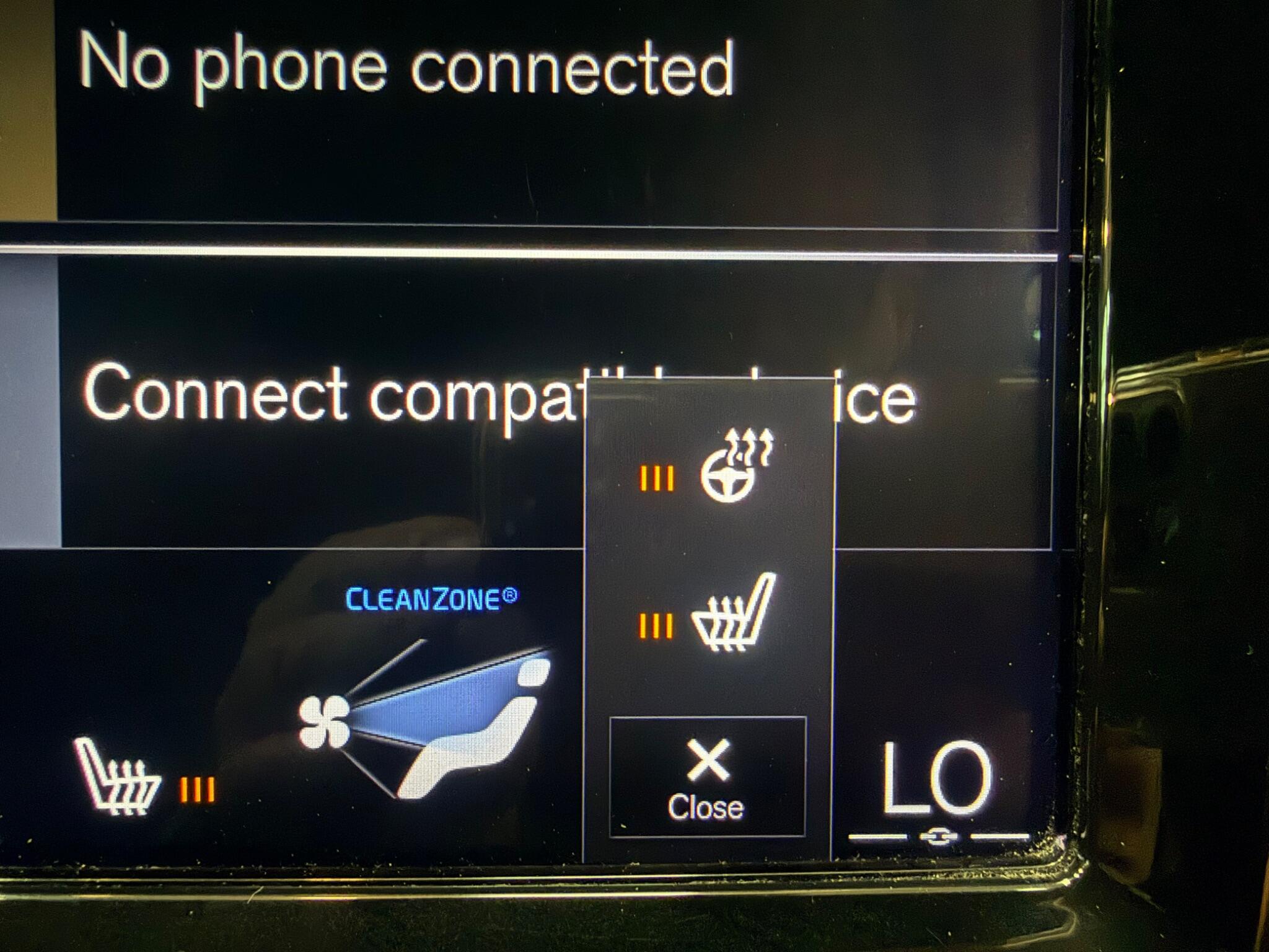 Volvo XC60 view 32