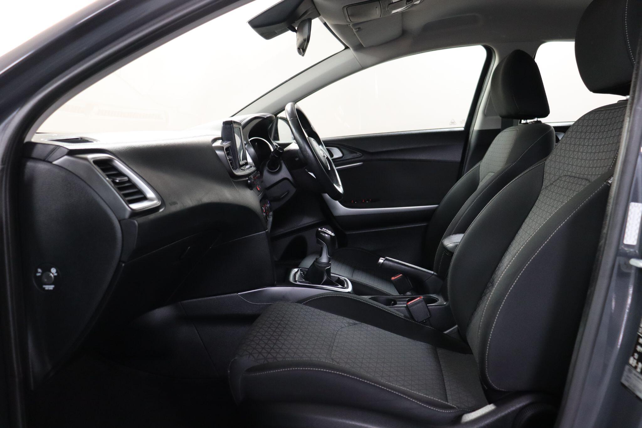 Kia Ceed view 42