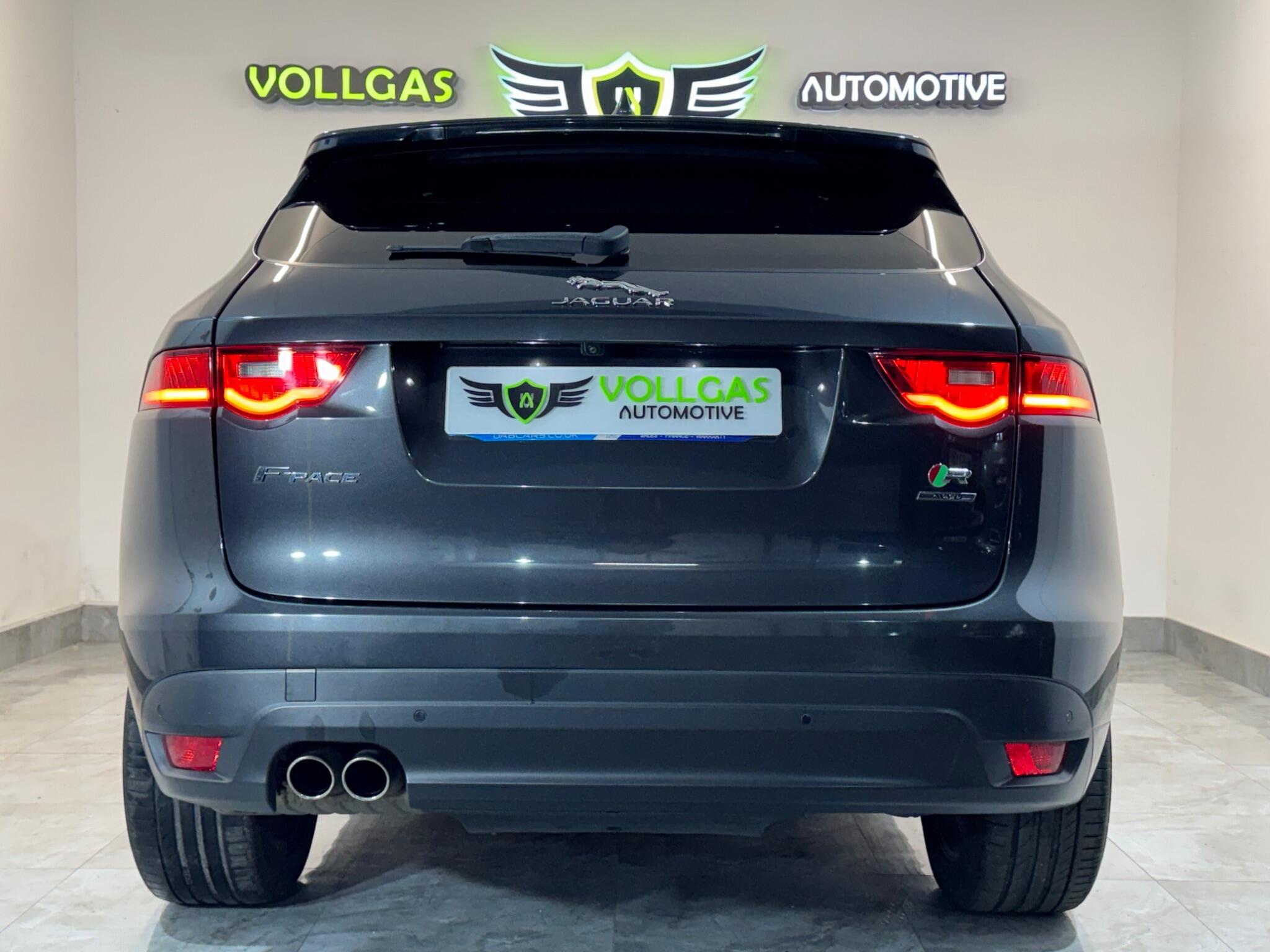 Jaguar F-Pace view 17