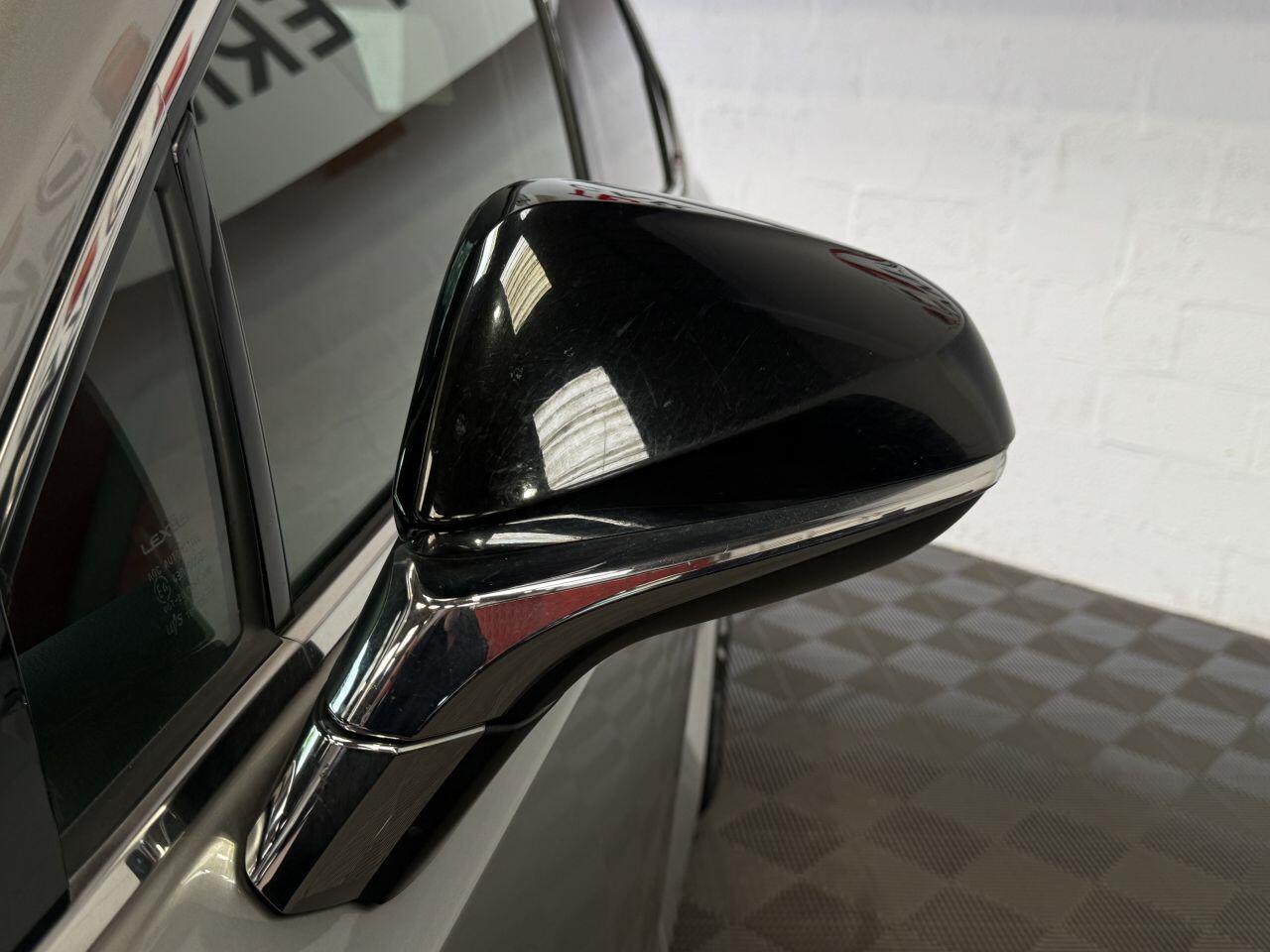 Lexus NX view 25