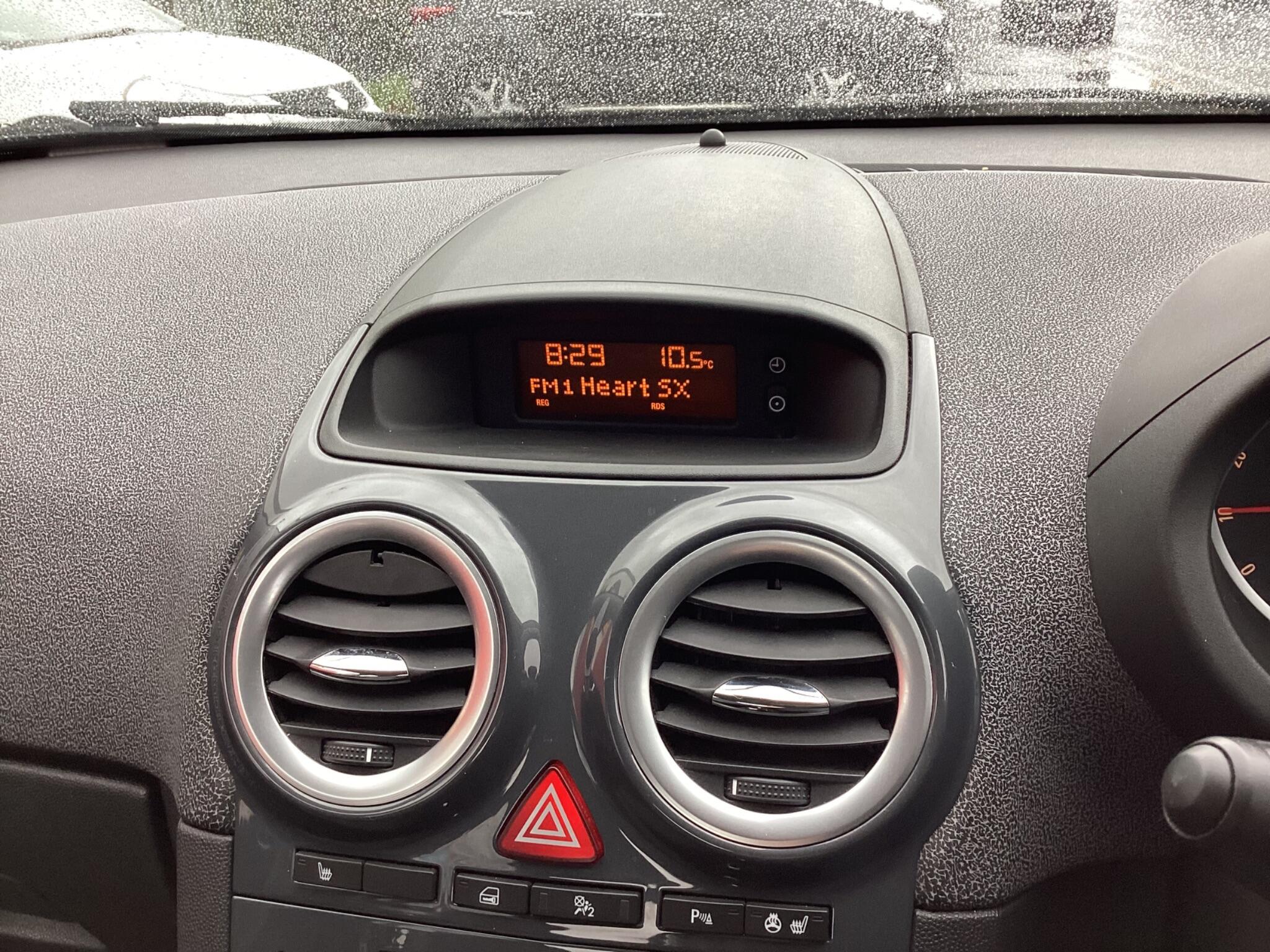 Vauxhall Corsa view 18