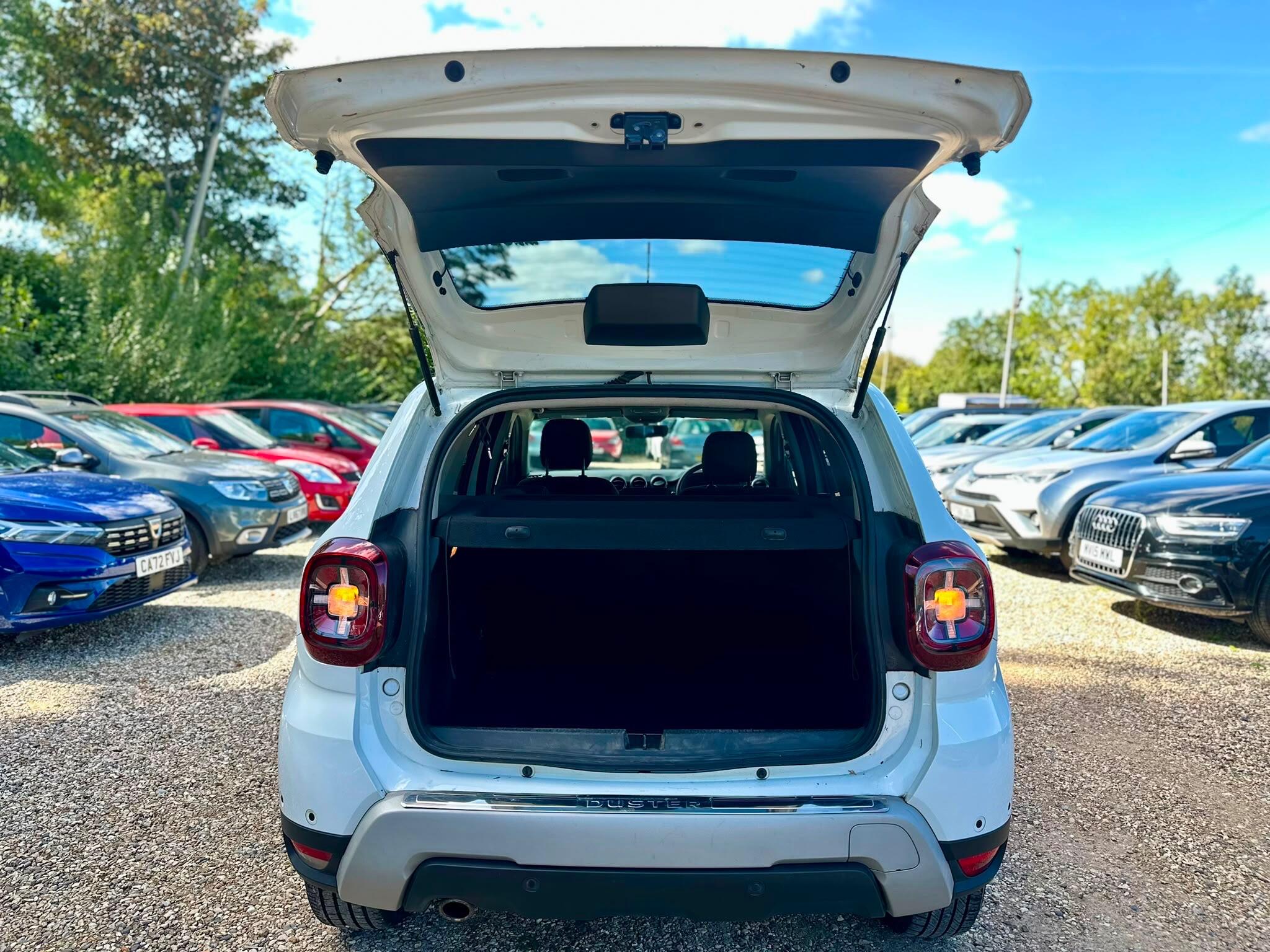 Dacia Duster view 20