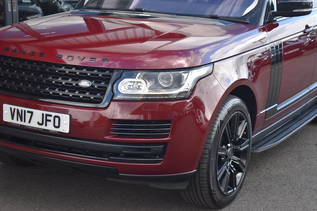 Land Rover Range Rover view 23