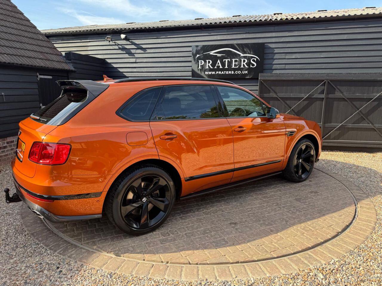 Bentley Bentayga view 63