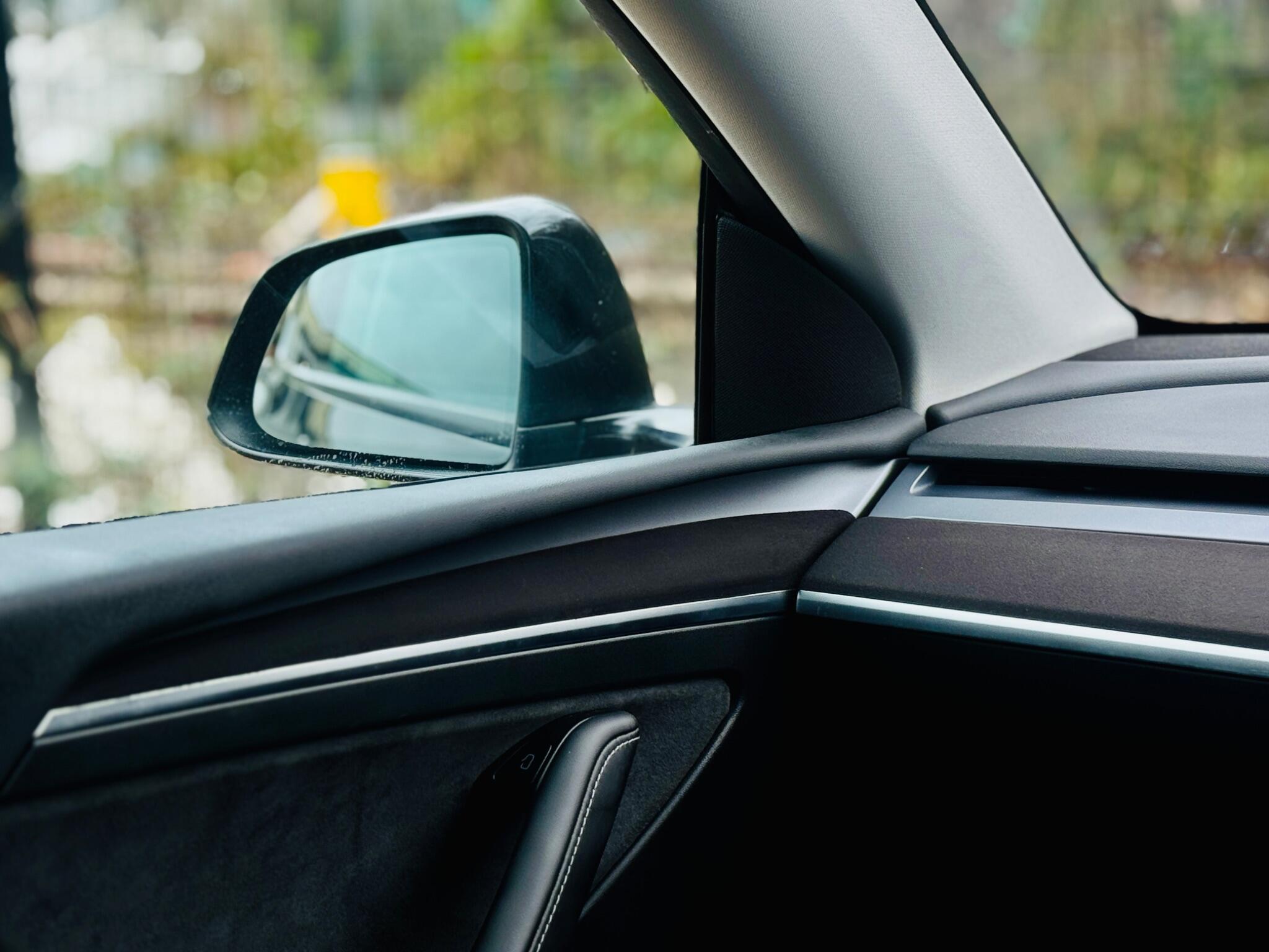 Tesla Model Y view 26