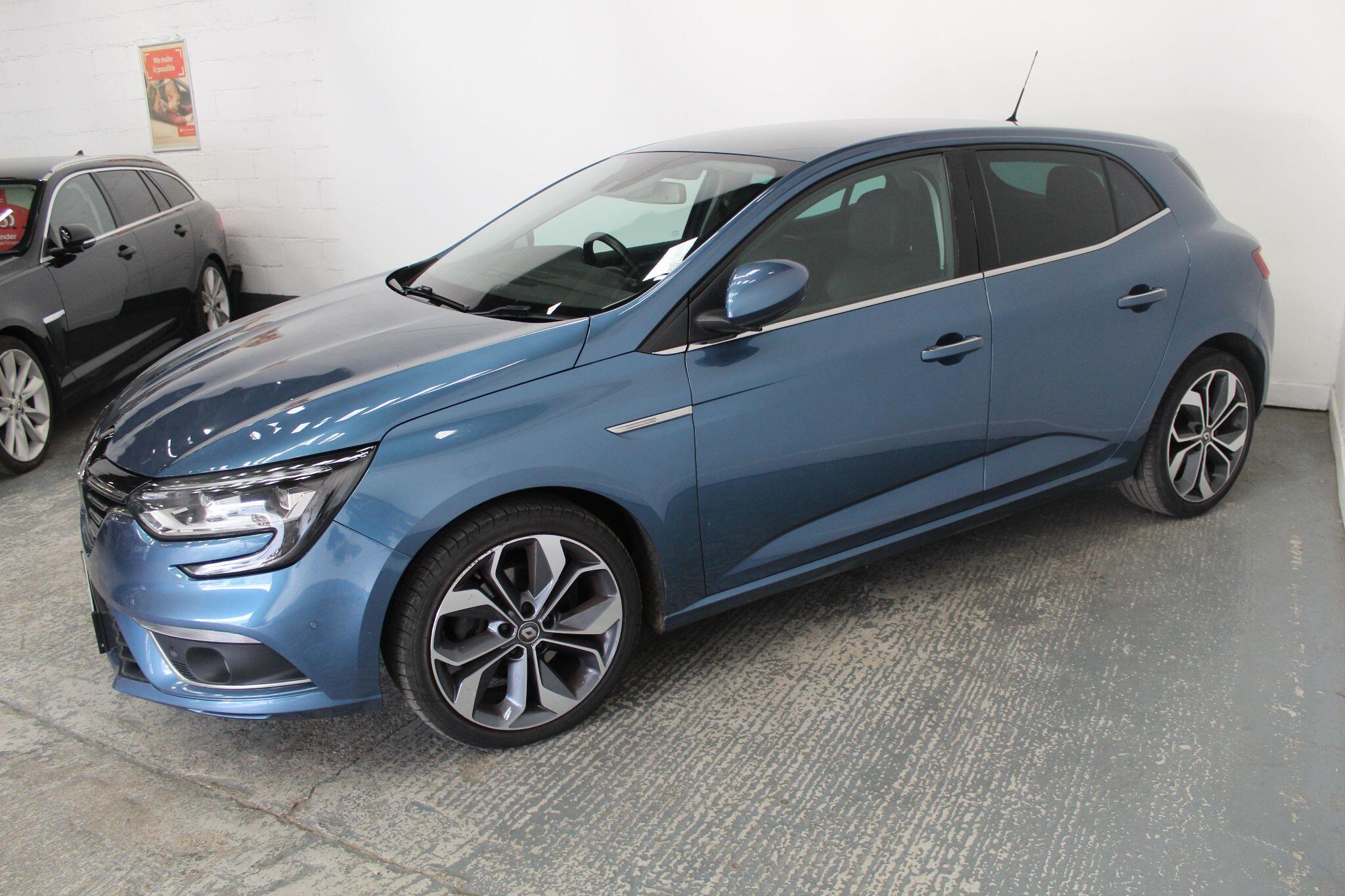 Renault Megane view 5