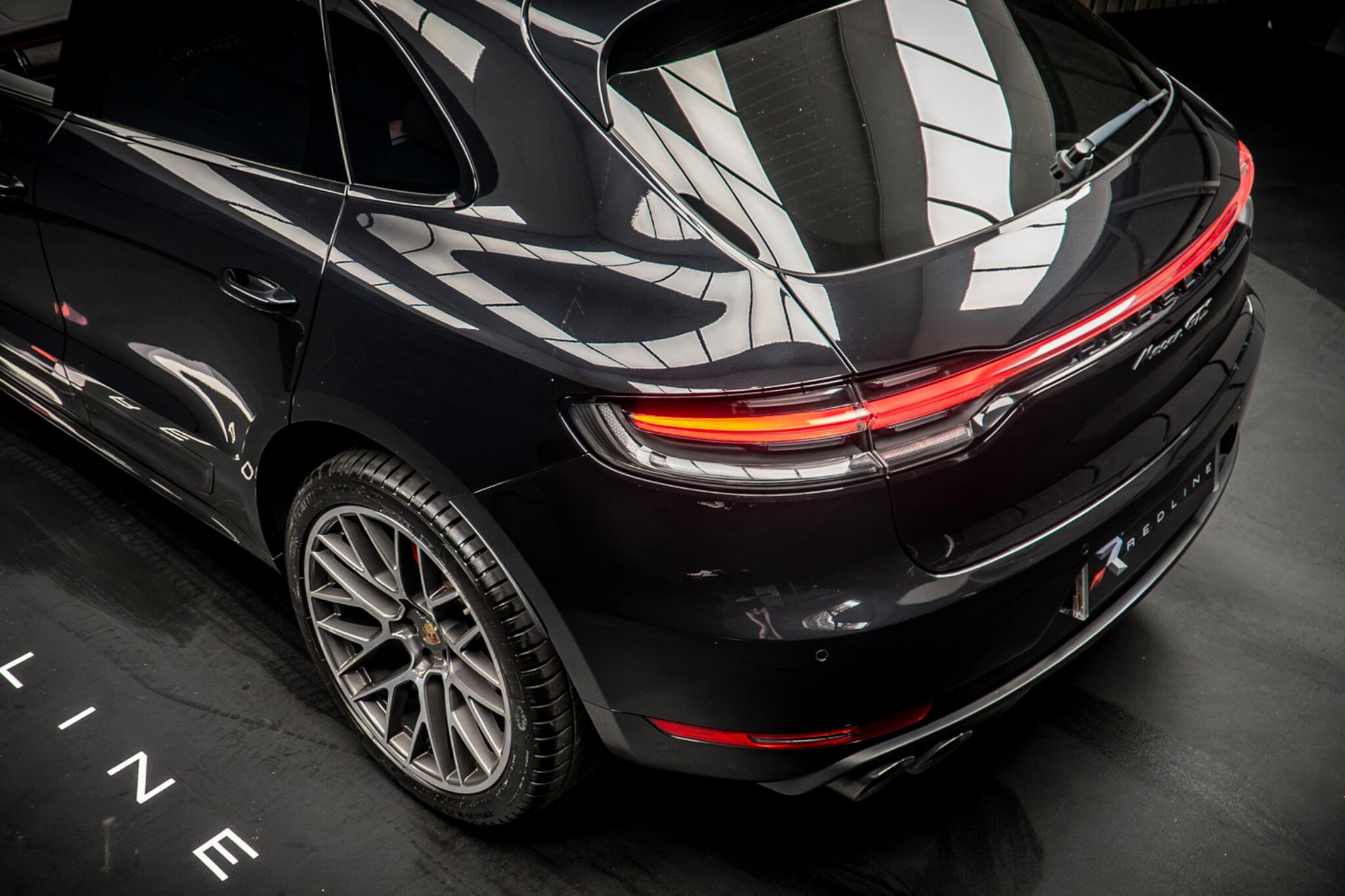 Porsche Macan view 17