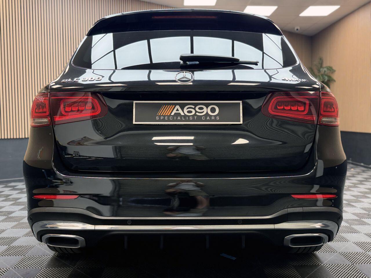 Mercedes-Benz GLC view 15