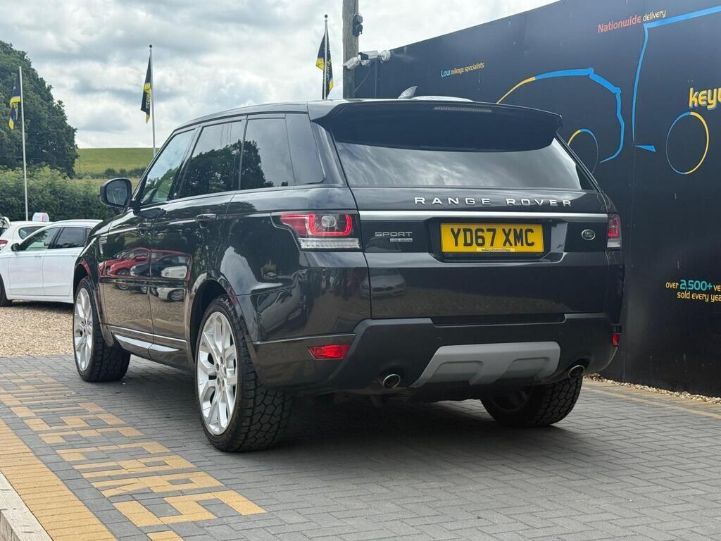 Land Rover Range Rover Sport view 3