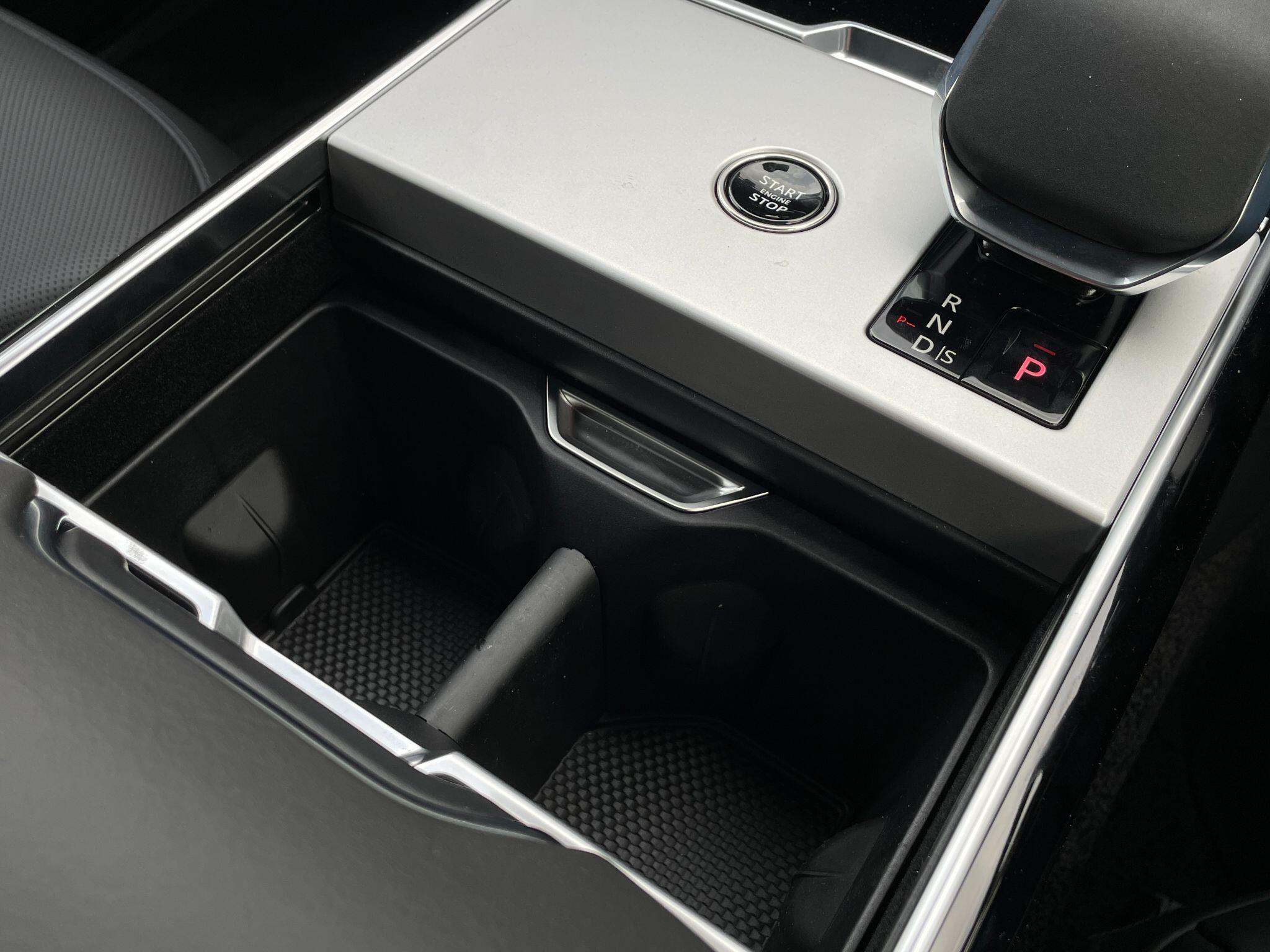 Land Rover Range Rover view 20