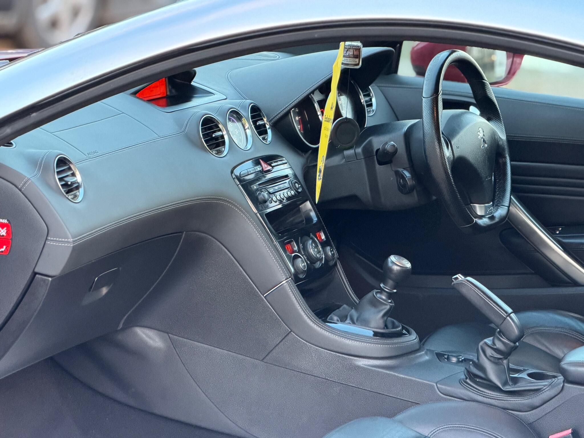 2014 Peugeot RCZ 1.6 THP GT Euro 5 2dr image 16