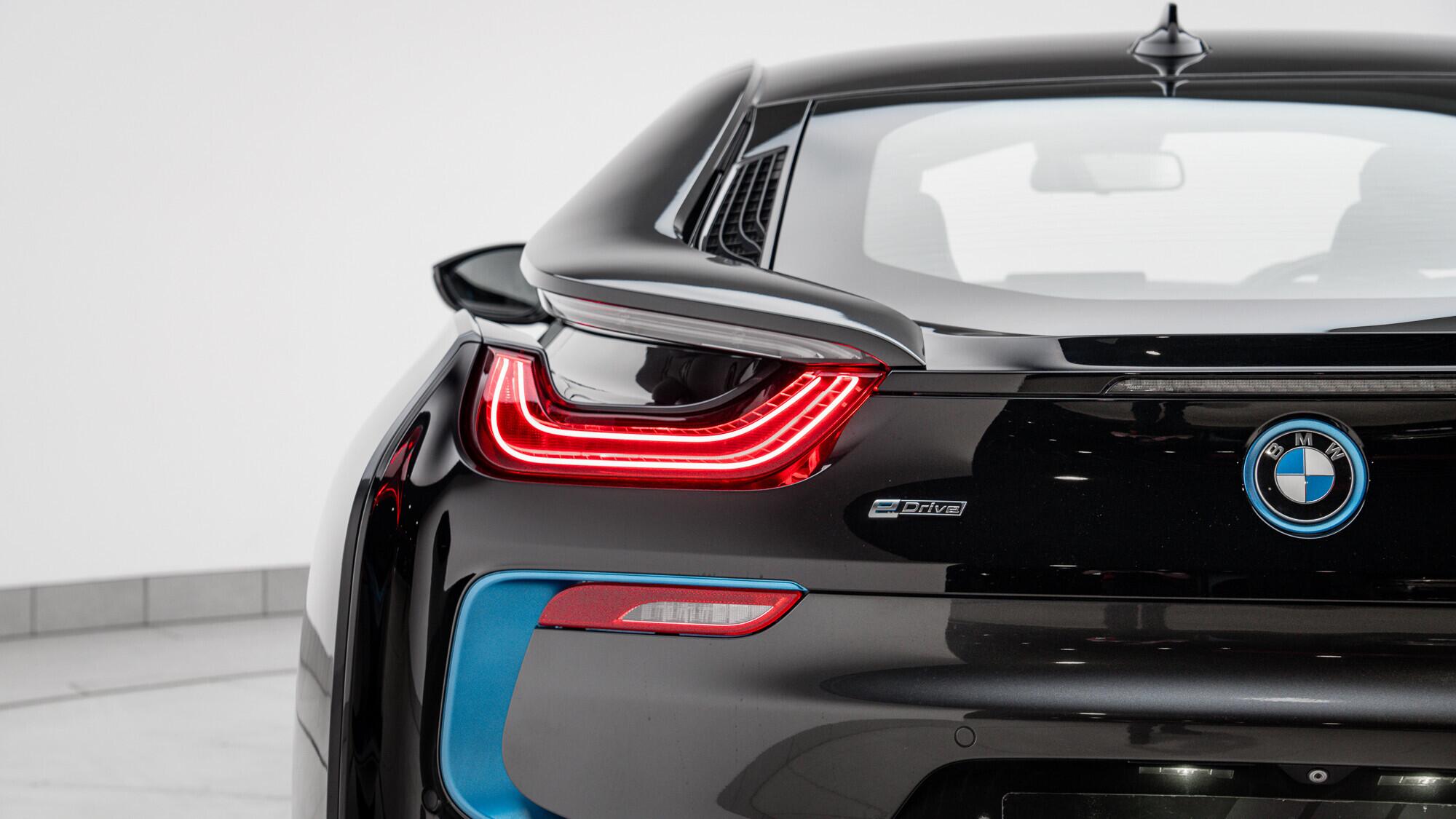 BMW I8 view 17