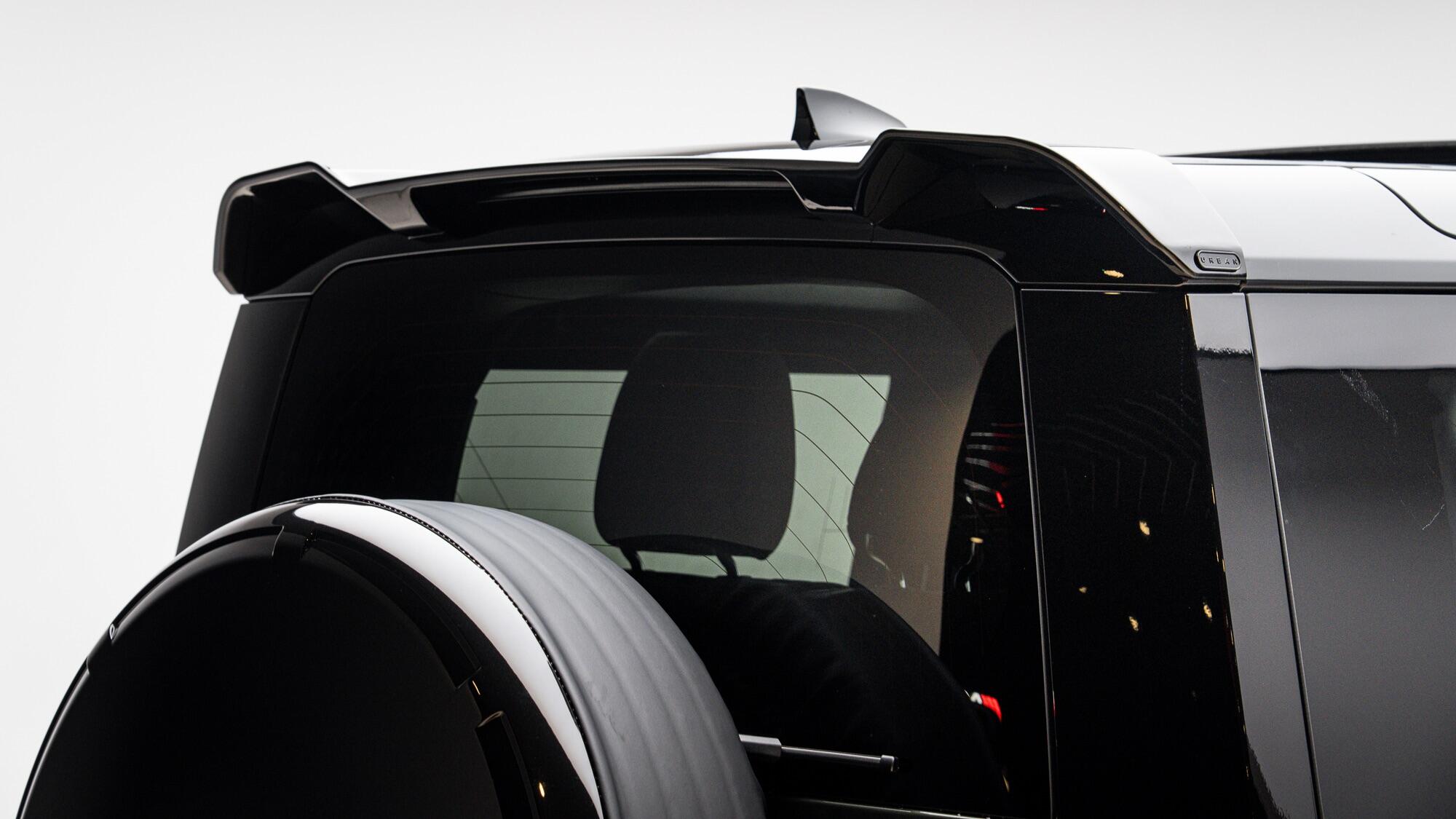 Land Rover Defender view 47