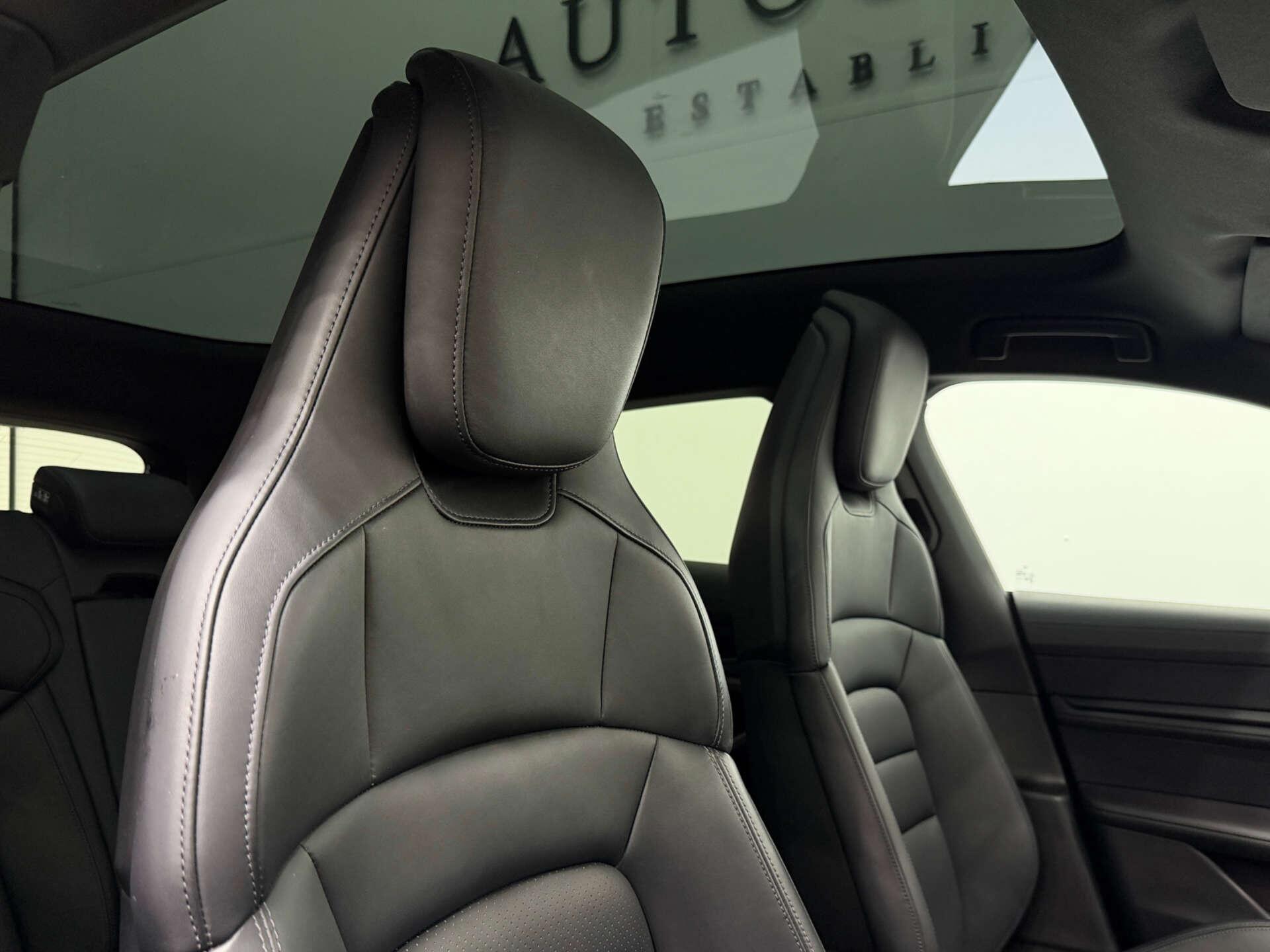 Porsche Taycan view 37
