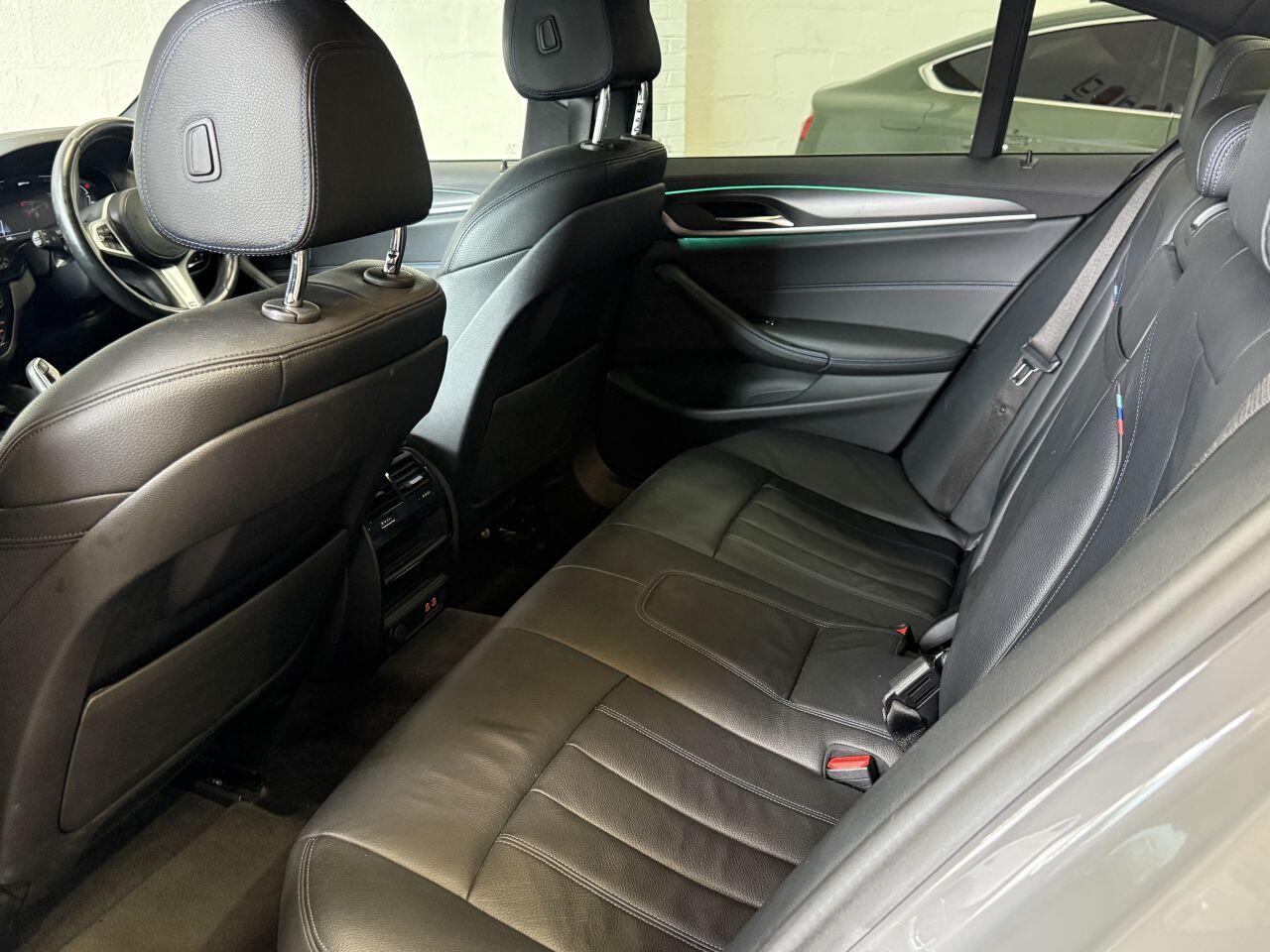BMW 5 Series view 64